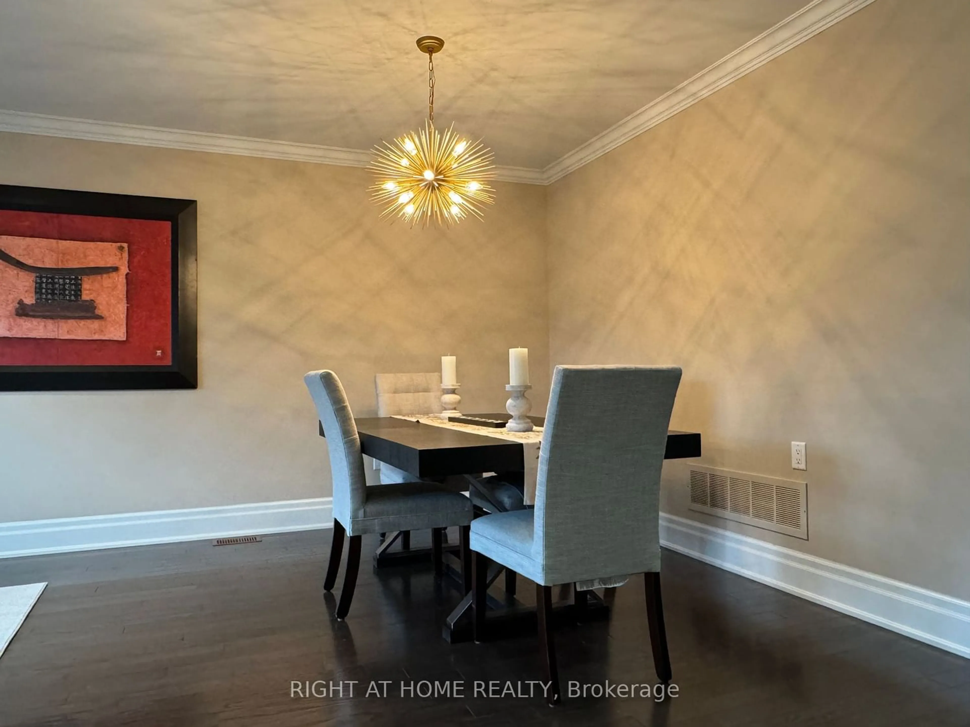 Dining room for 58B Thirty Second St, Toronto Ontario M8W 3G6