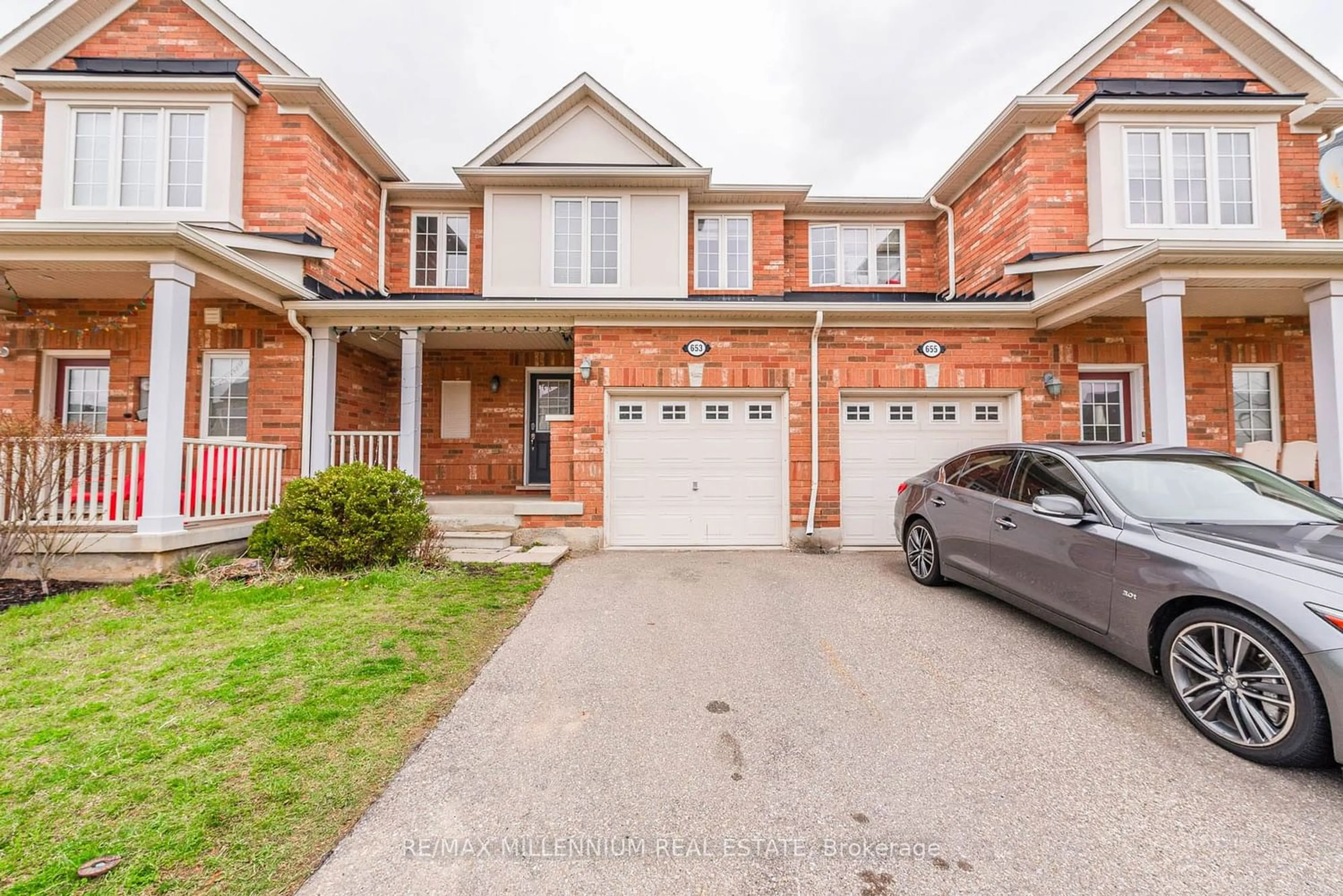 A pic from exterior of the house or condo for 653 Gervais Terr, Milton Ontario L9T 7R7