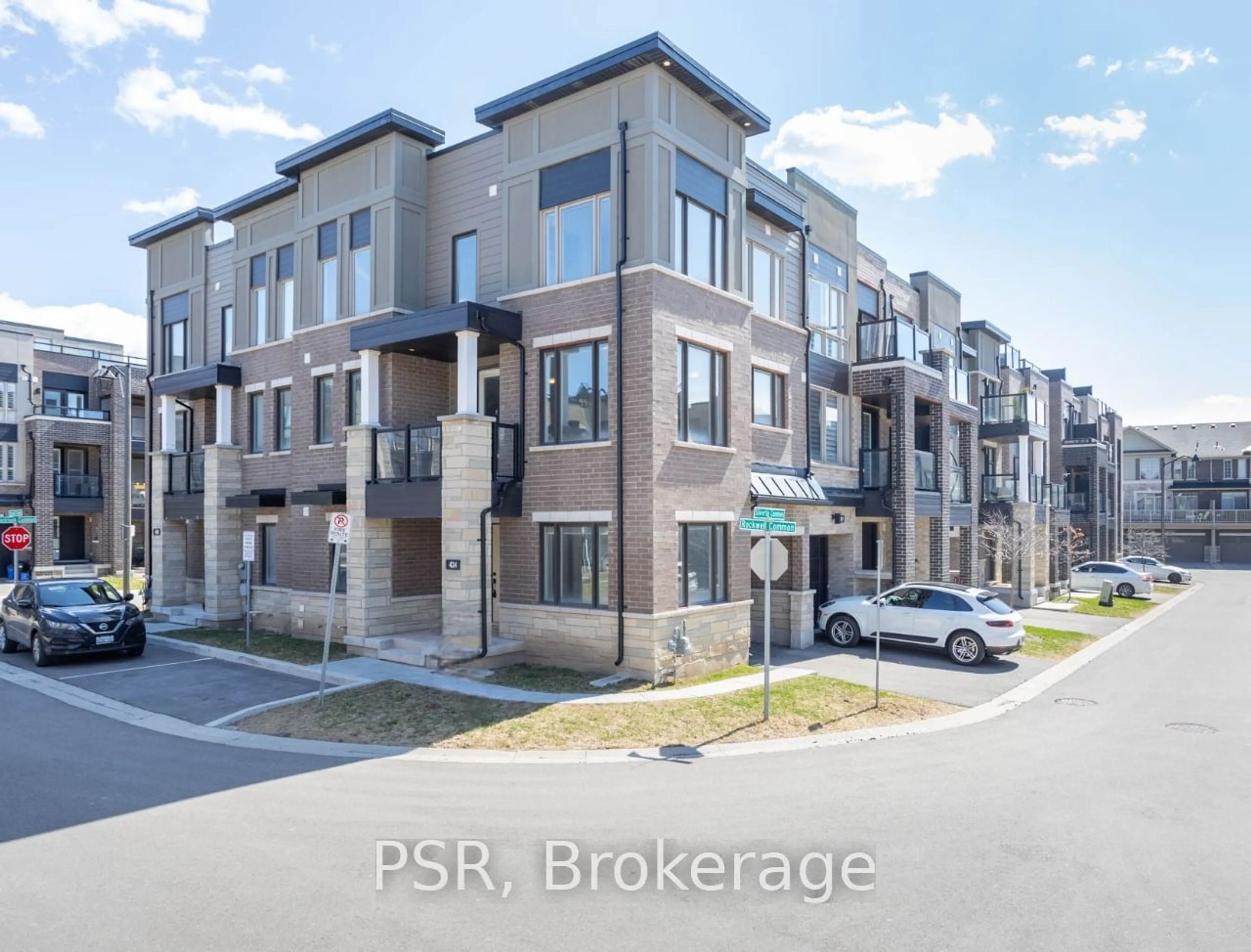 A pic from exterior of the house or condo for 424 Rockwell Common, Oakville Ontario L6H 0R7