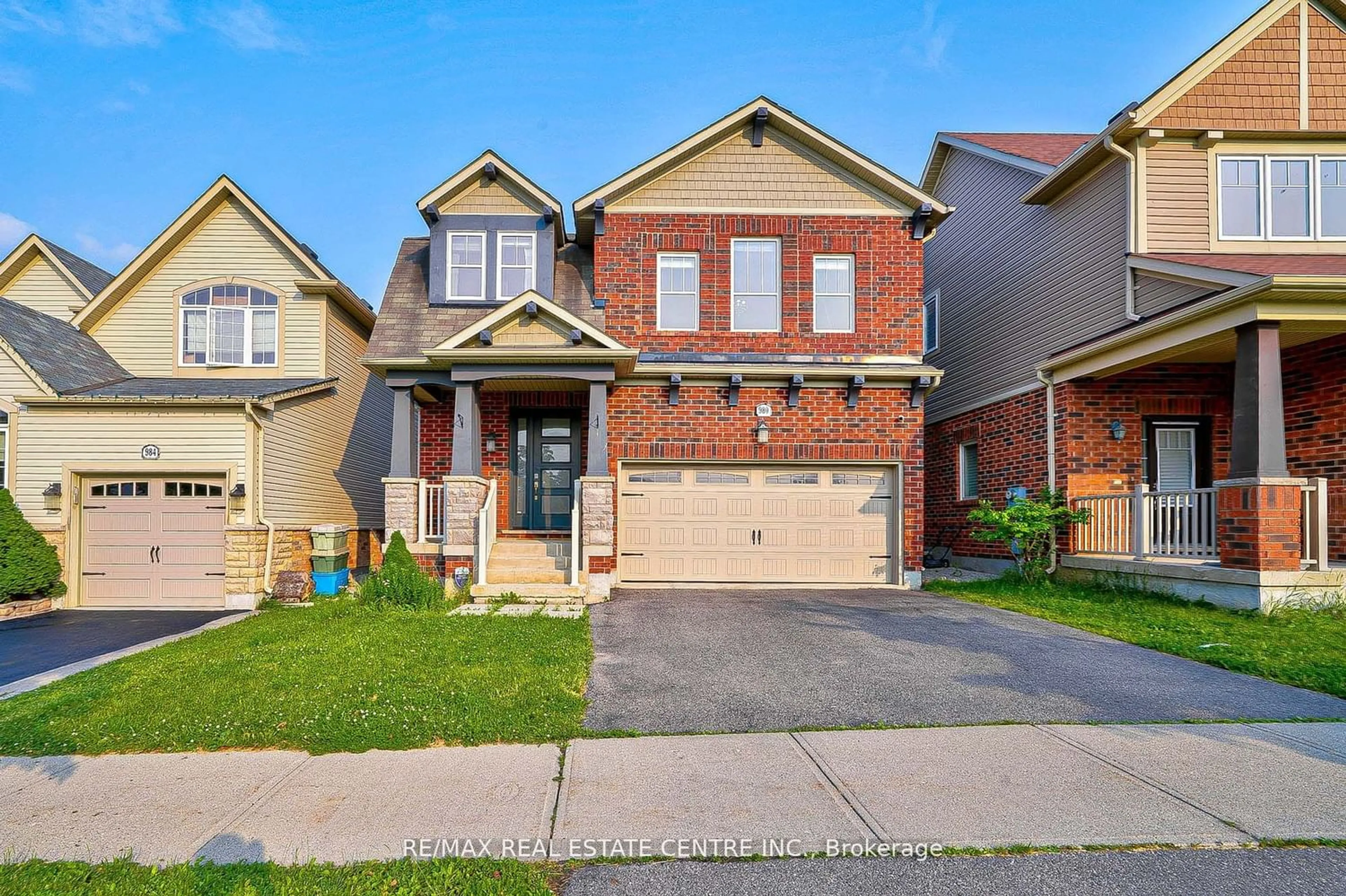 Frontside or backside of a home for 980 Clark Blvd, Milton Ontario L9T 6P6