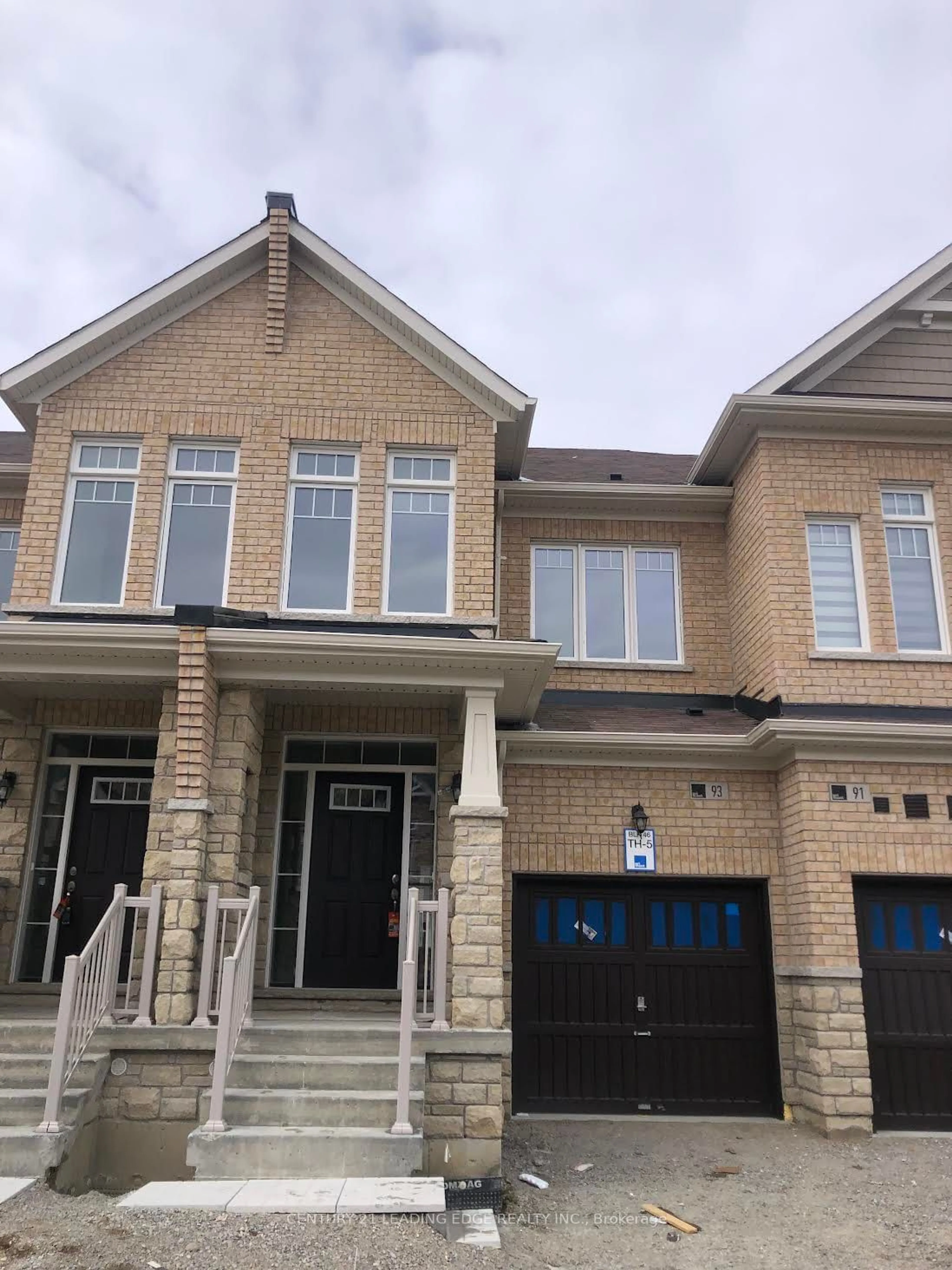 Home with brick exterior material for 93 Royal Fern Cres, Caledon Ontario L7C 4G9