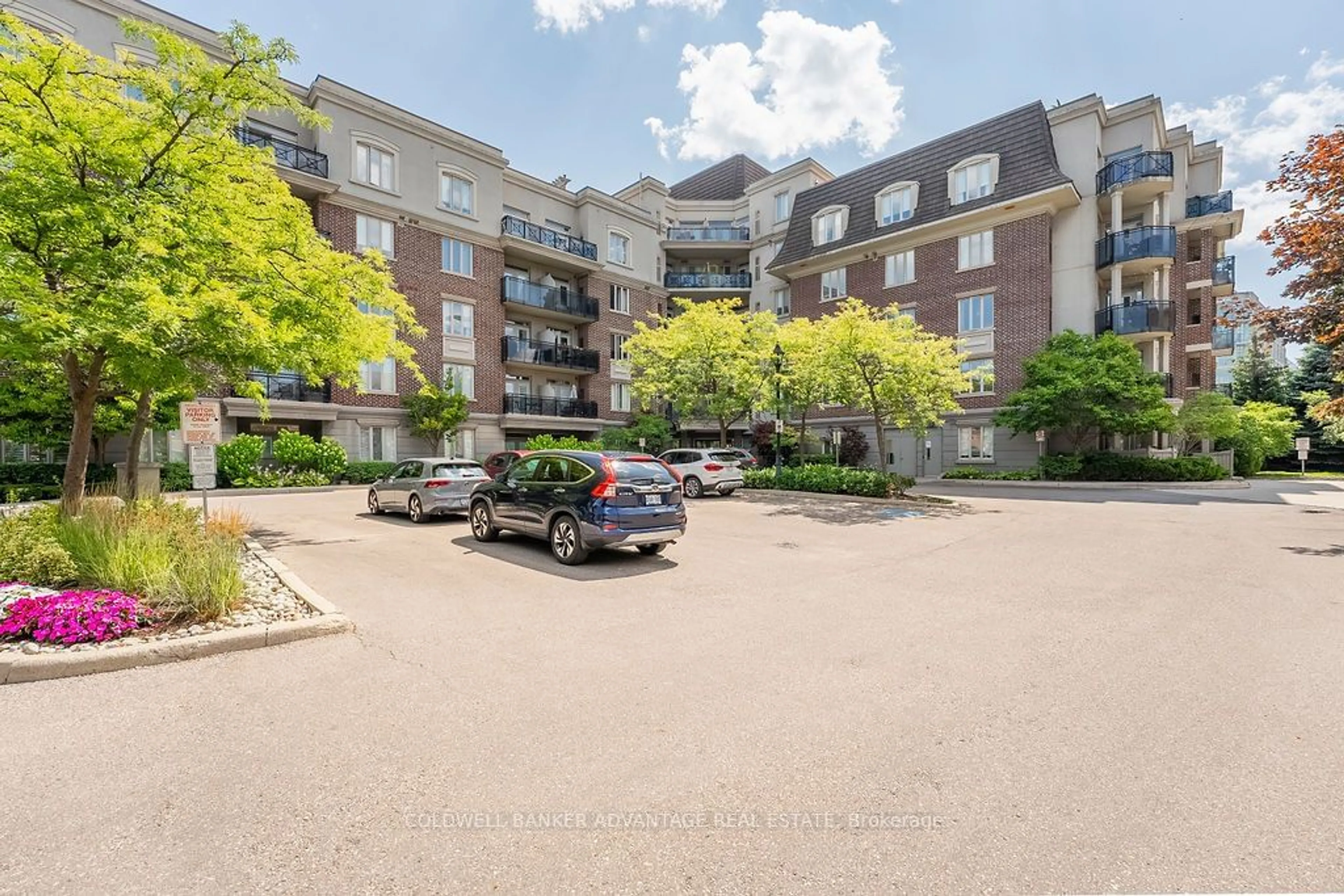 A pic from exterior of the house or condo for 245 Dalesford Rd #512, Toronto Ontario M8Y 4H7
