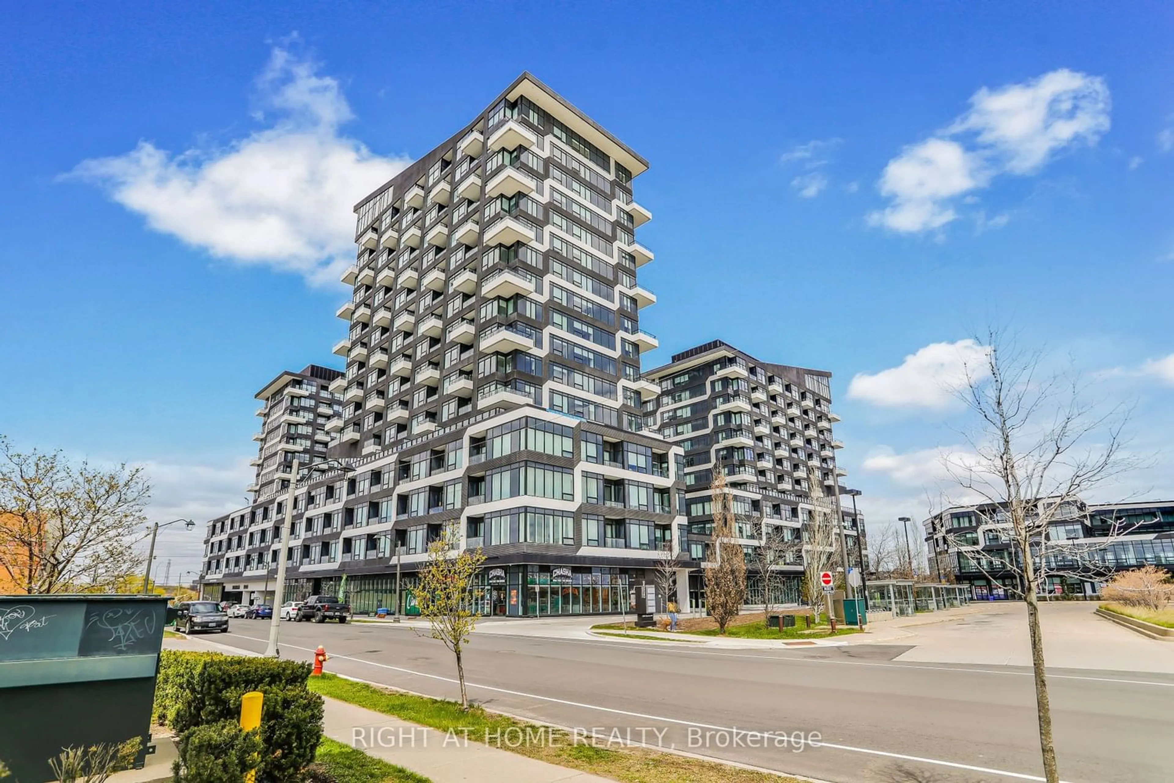 A pic from exterior of the house or condo for 2481 Taunton Rd #501, Oakville Ontario L6H 3R7