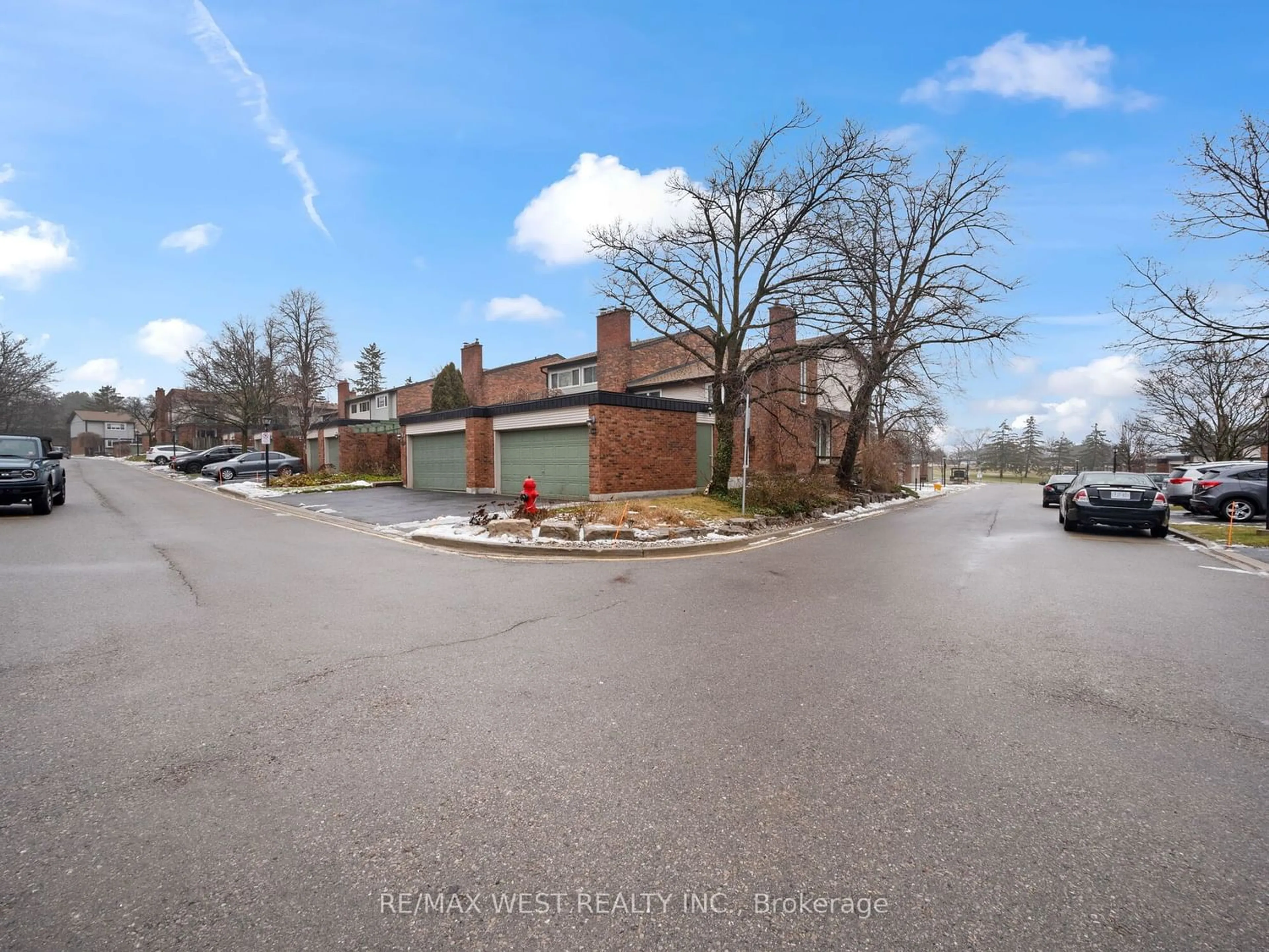 Street view for 1564 Kerns Rd #8, Burlington Ontario L7P 3A7