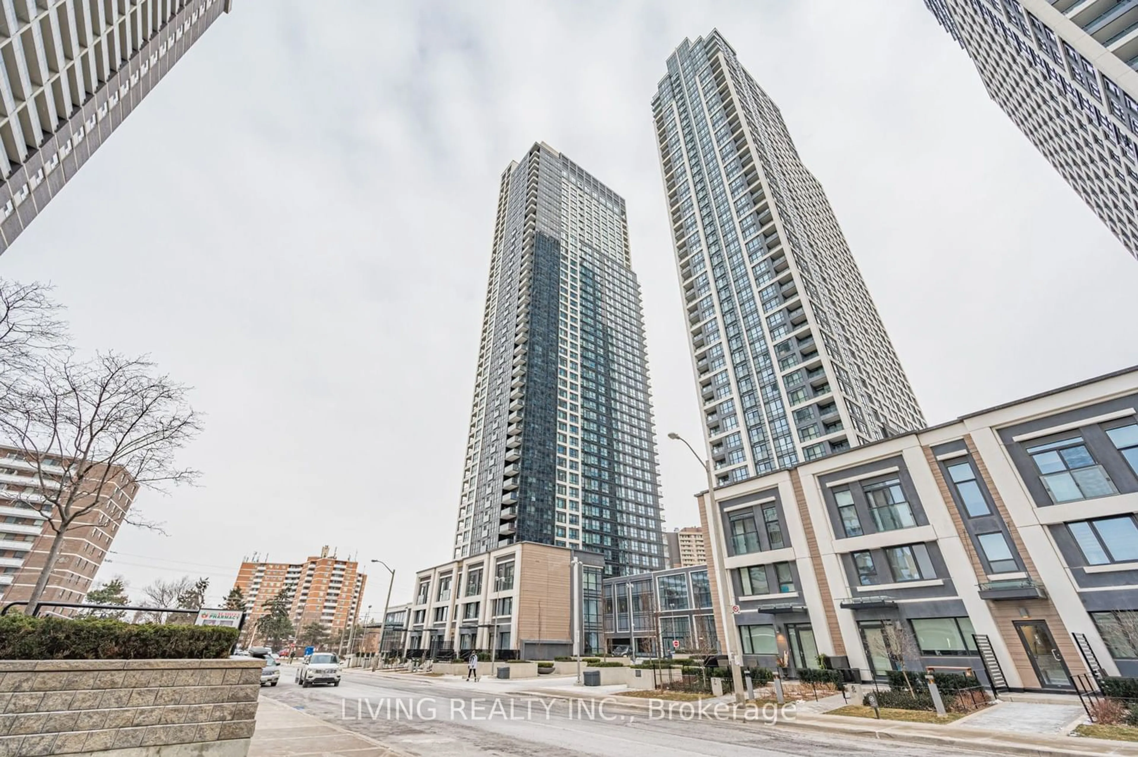 A pic from exterior of the house or condo for 5 Mabelle Ave #931, Toronto Ontario M9A 0C8