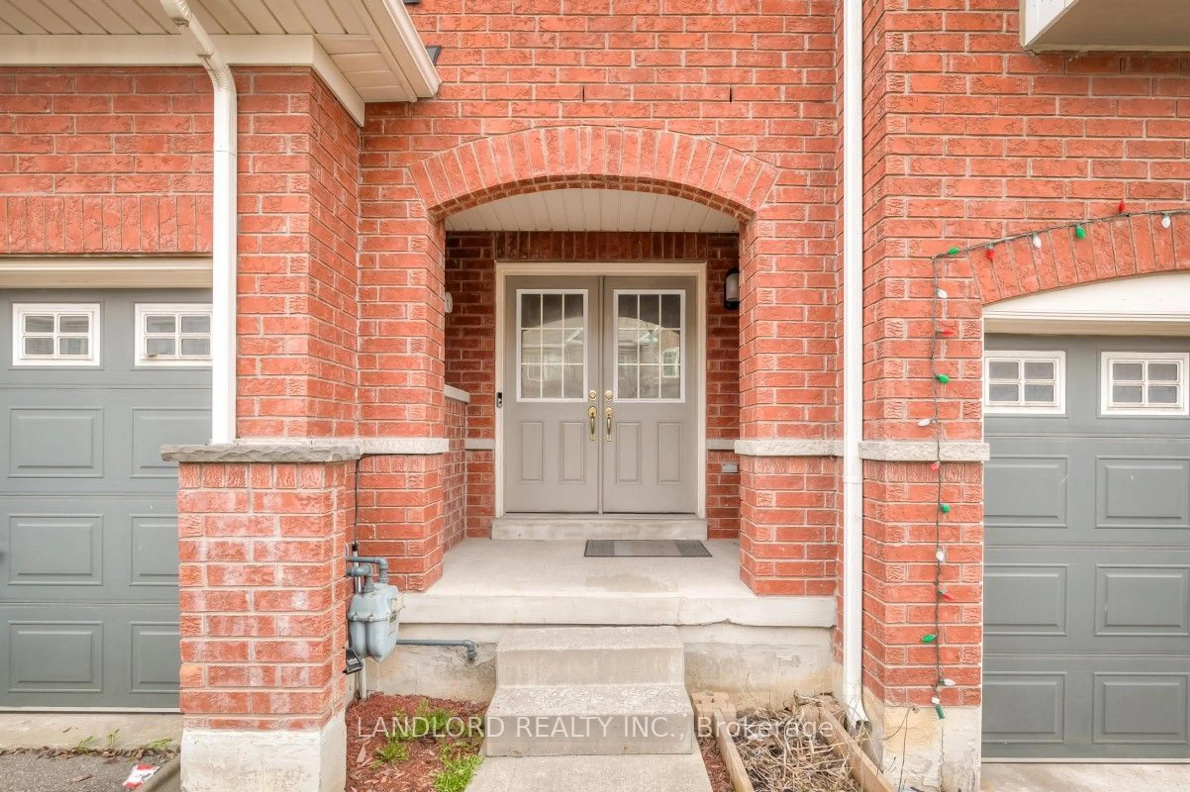 Home with brick exterior material for 13 Masseyfield St, Brampton Ontario L6P 3E1