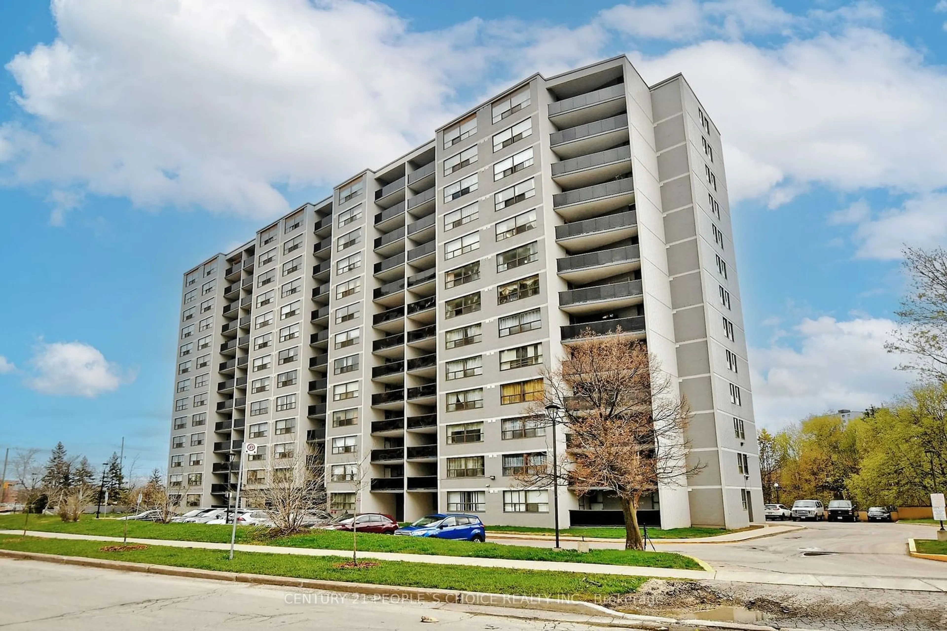 A pic from exterior of the house or condo for 10 Tobermory Dr #502, Toronto Ontario M3N 2Y5