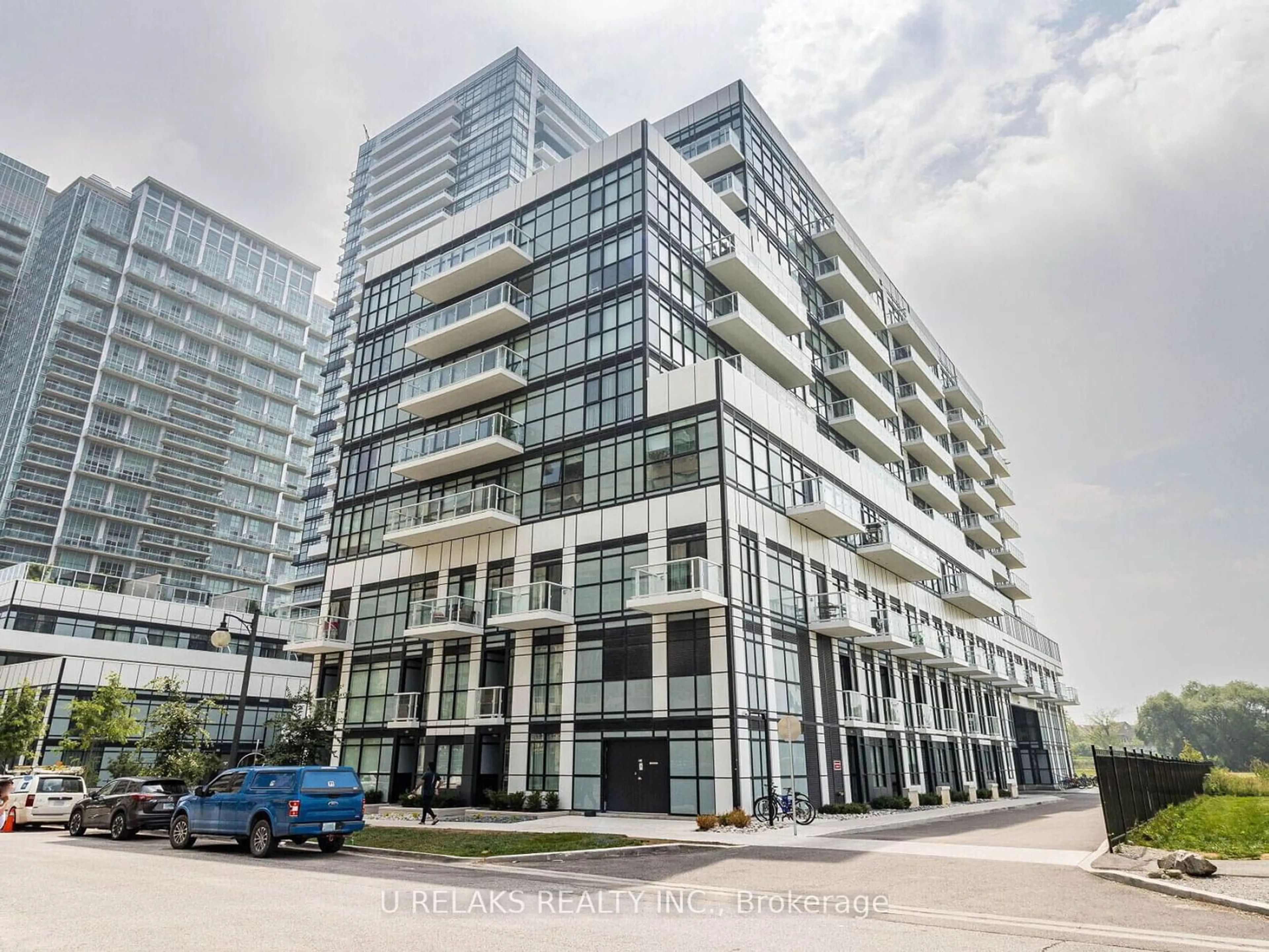 A pic from exterior of the house or condo for 251 Manitoba St #715, Toronto Ontario M8Y 0C7