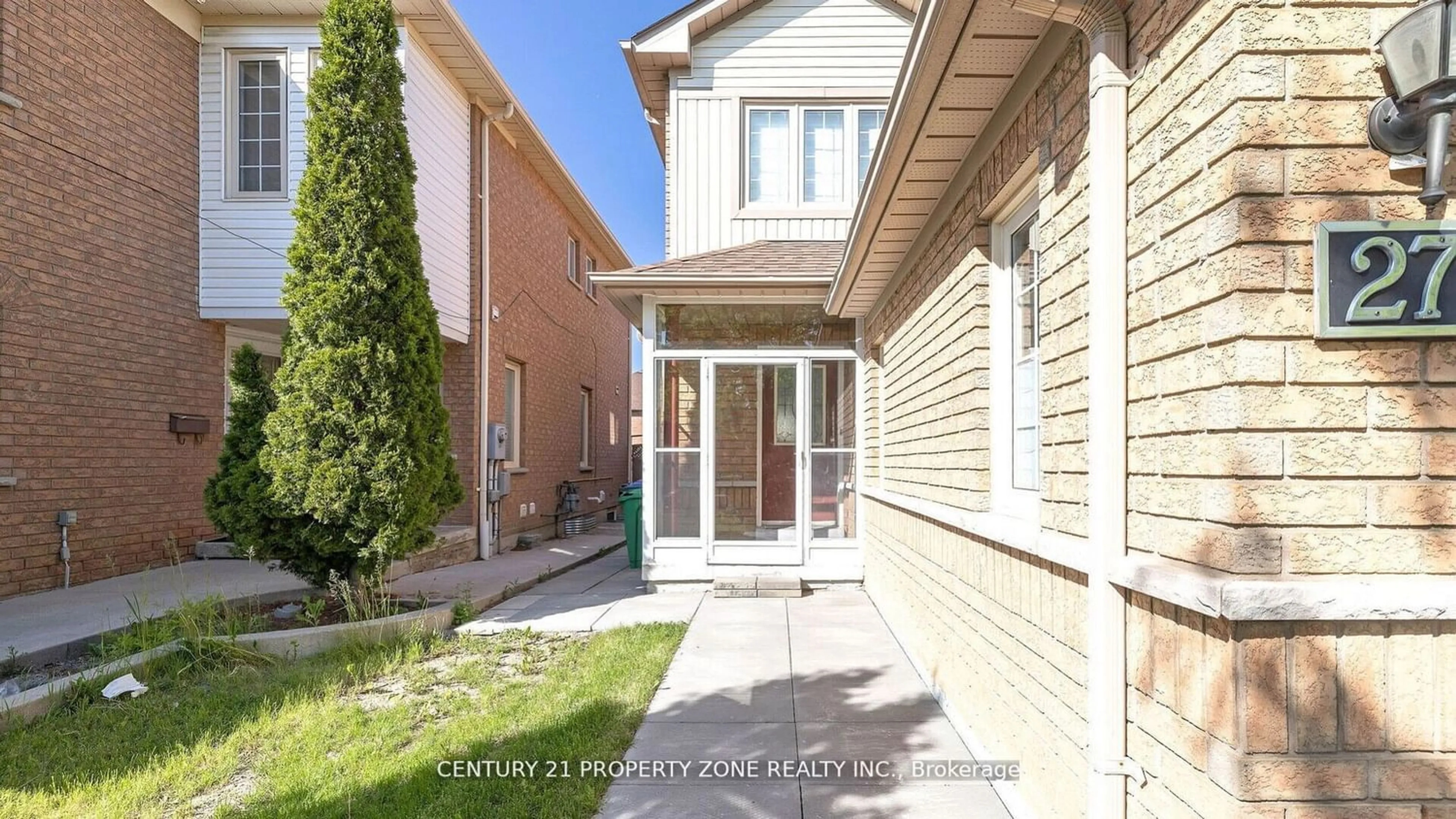 A pic from exterior of the house or condo for 27 Coachwhip Rd, Brampton Ontario L6R 1X9