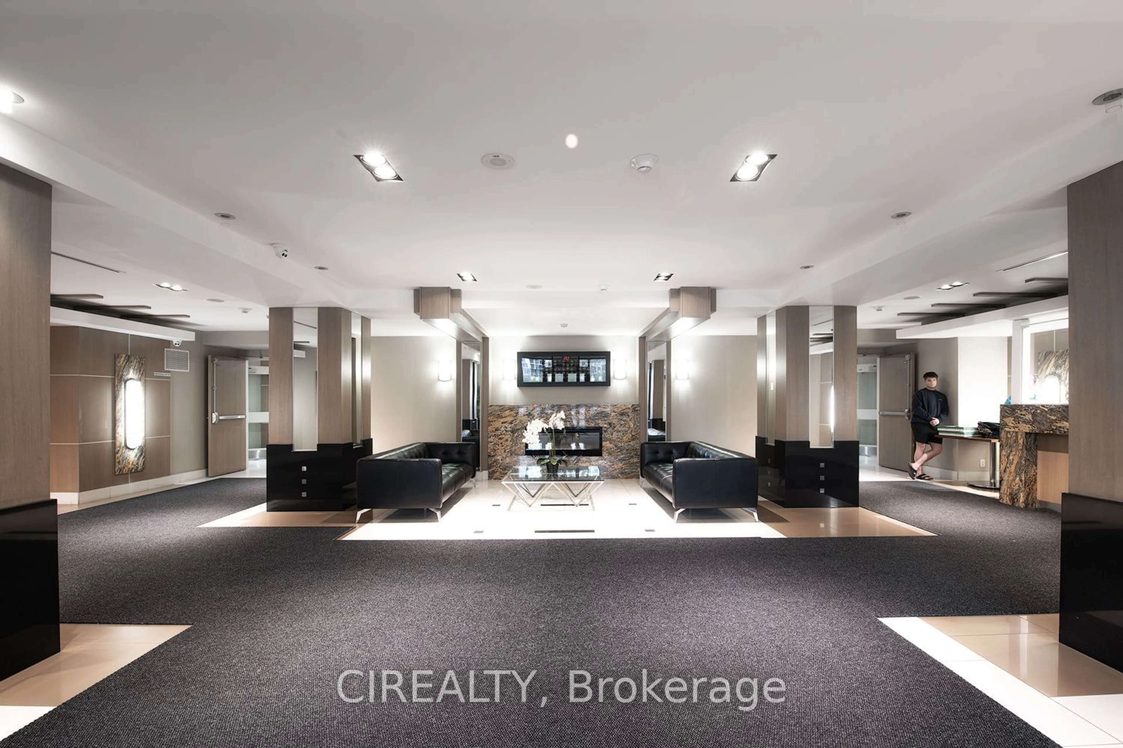 Indoor lobby for 1060 Sheppard Ave #1110, Toronto Ontario M3J 0G7