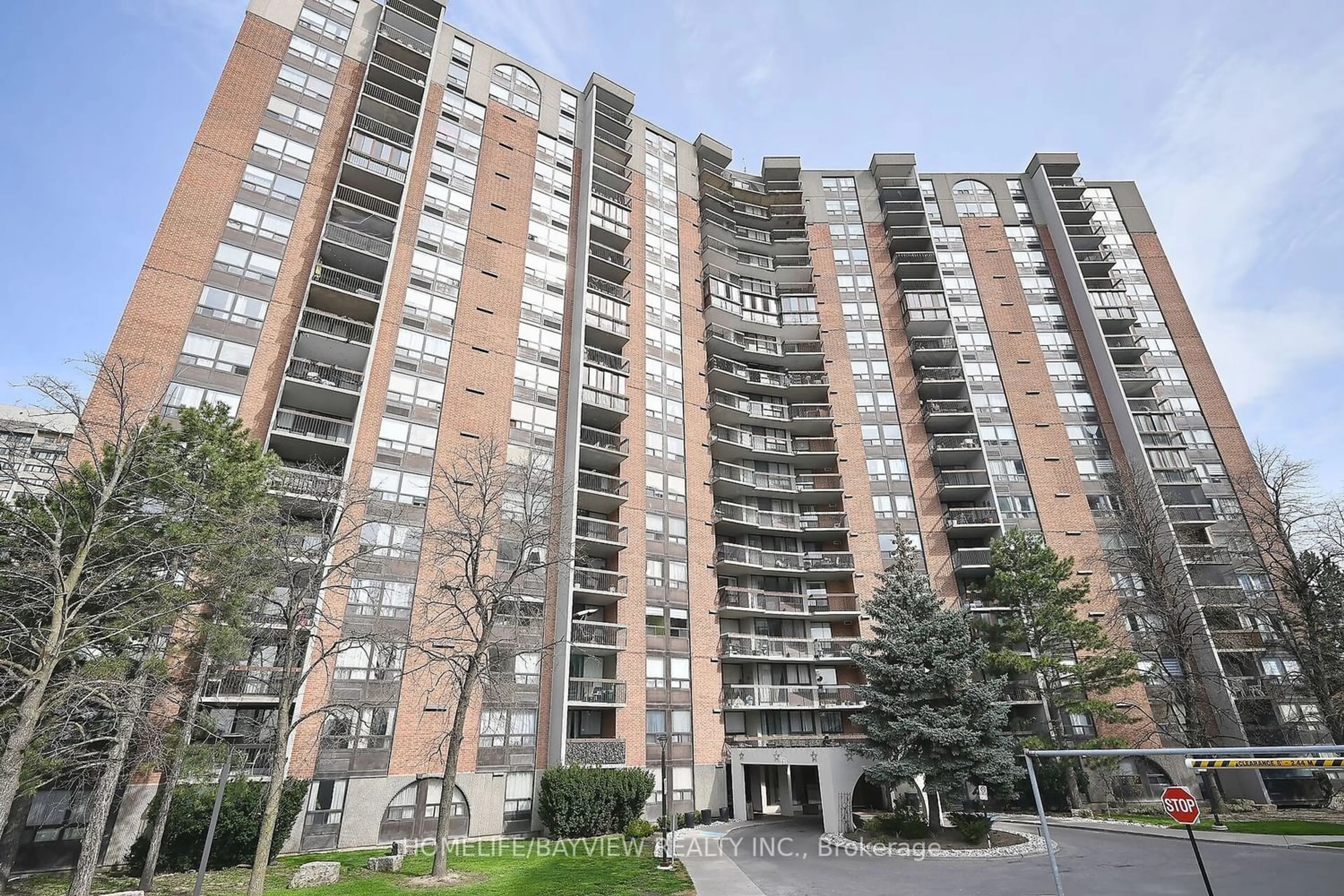 A pic from exterior of the house or condo for 20 Mississauga Valley Rd #603, Mississauga Ontario L5A 3S1