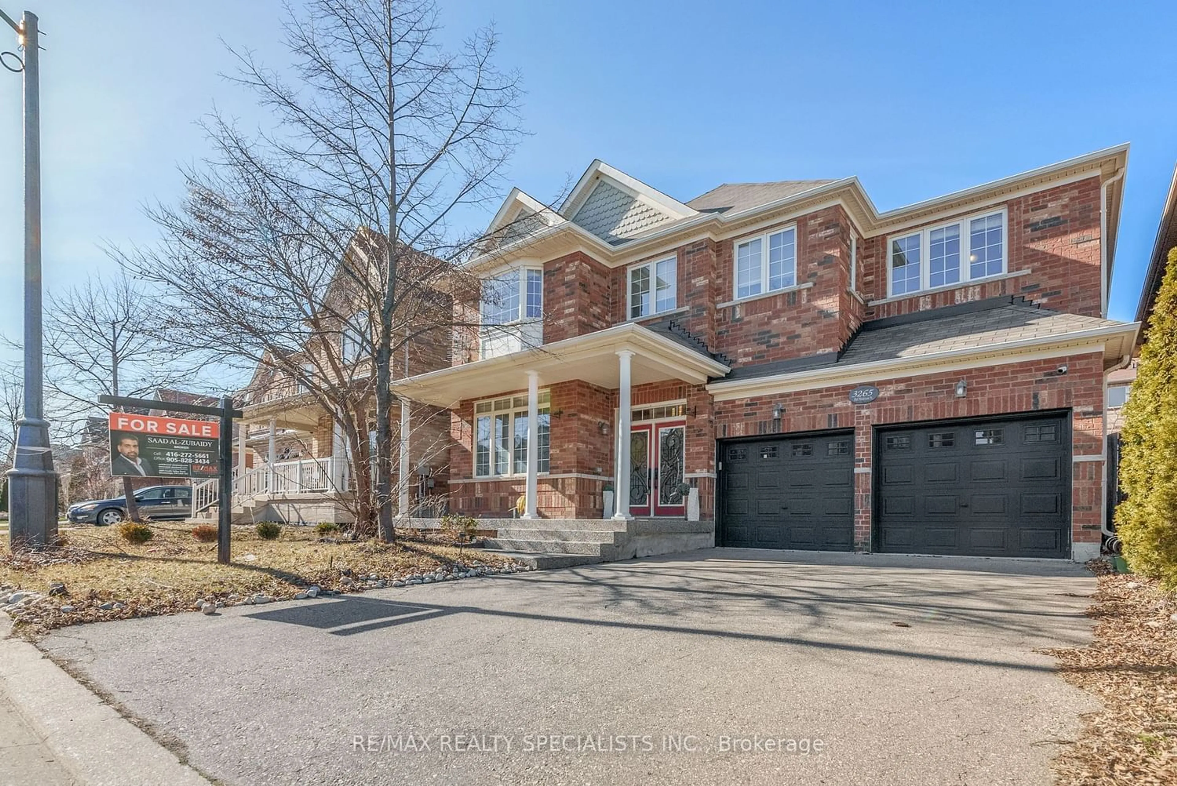 Home with brick exterior material for 3265 Paul Henderson Dr, Mississauga Ontario L5M 0H5