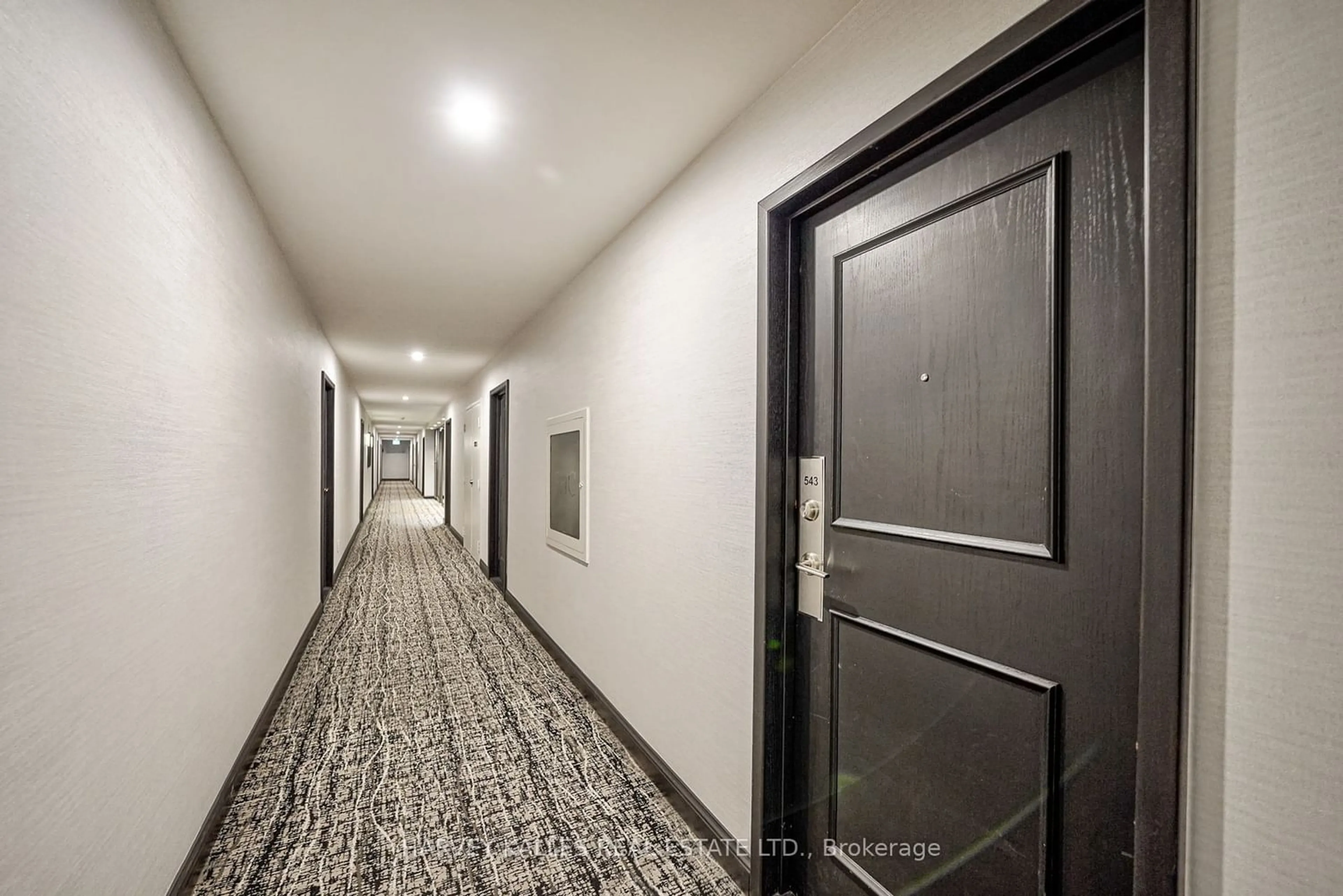 Indoor foyer for 24 Southport St #543, Toronto Ontario M6S 4Z1