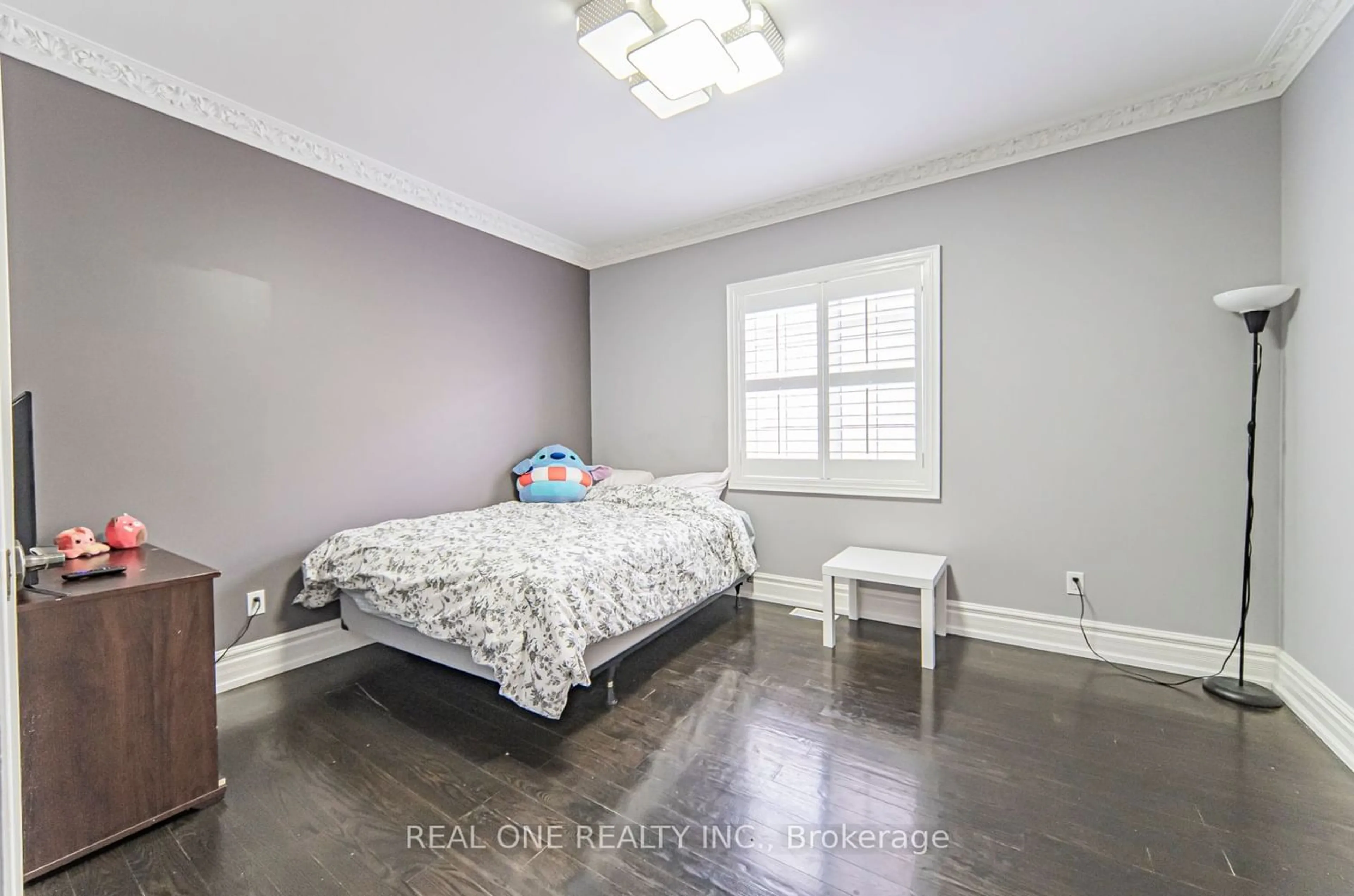 A pic of a room for 59 Bentworth Ave, Toronto Ontario M6B 2R4