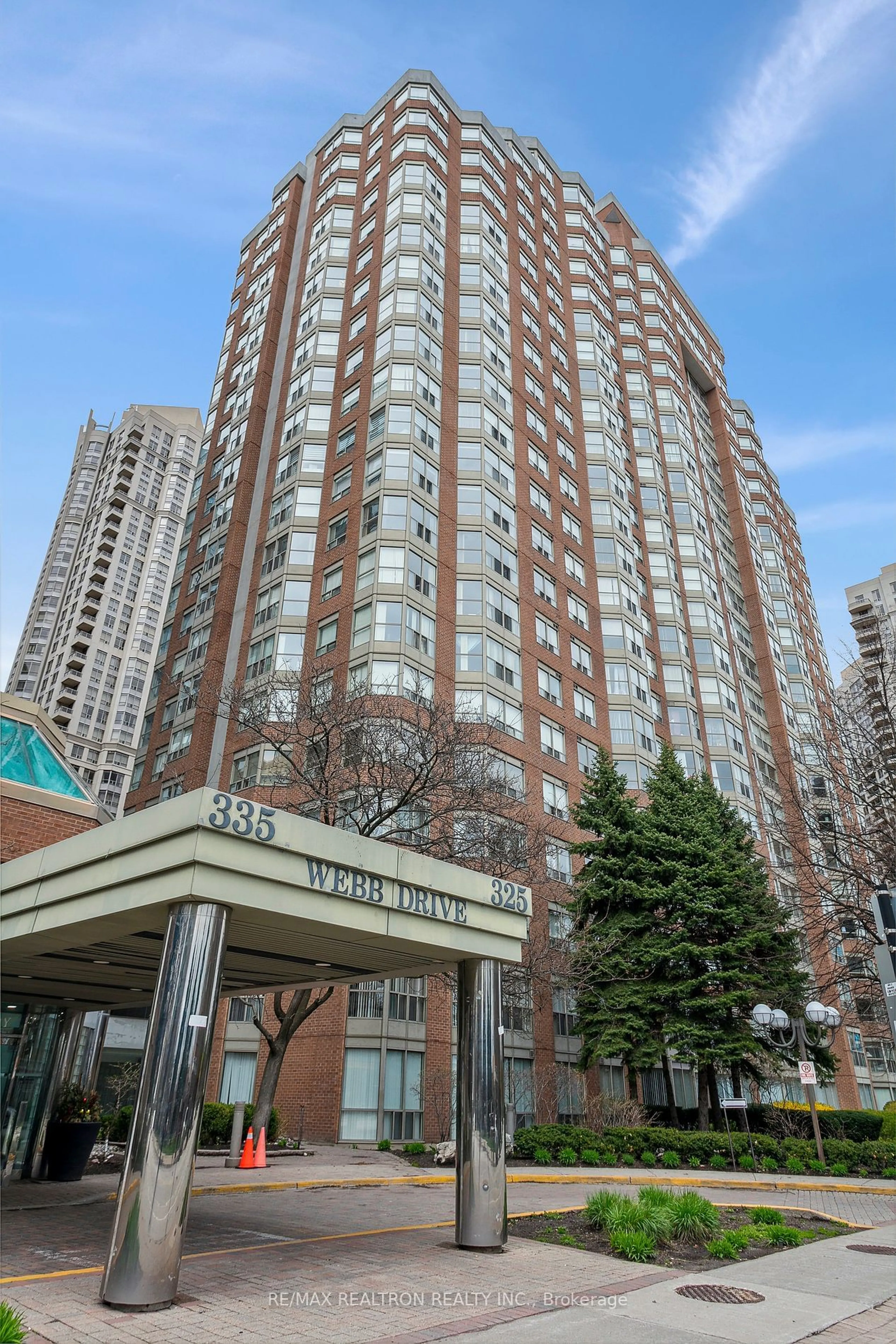 A pic from exterior of the house or condo for 325 Webb Dr #207, Mississauga Ontario L5B 3Z9