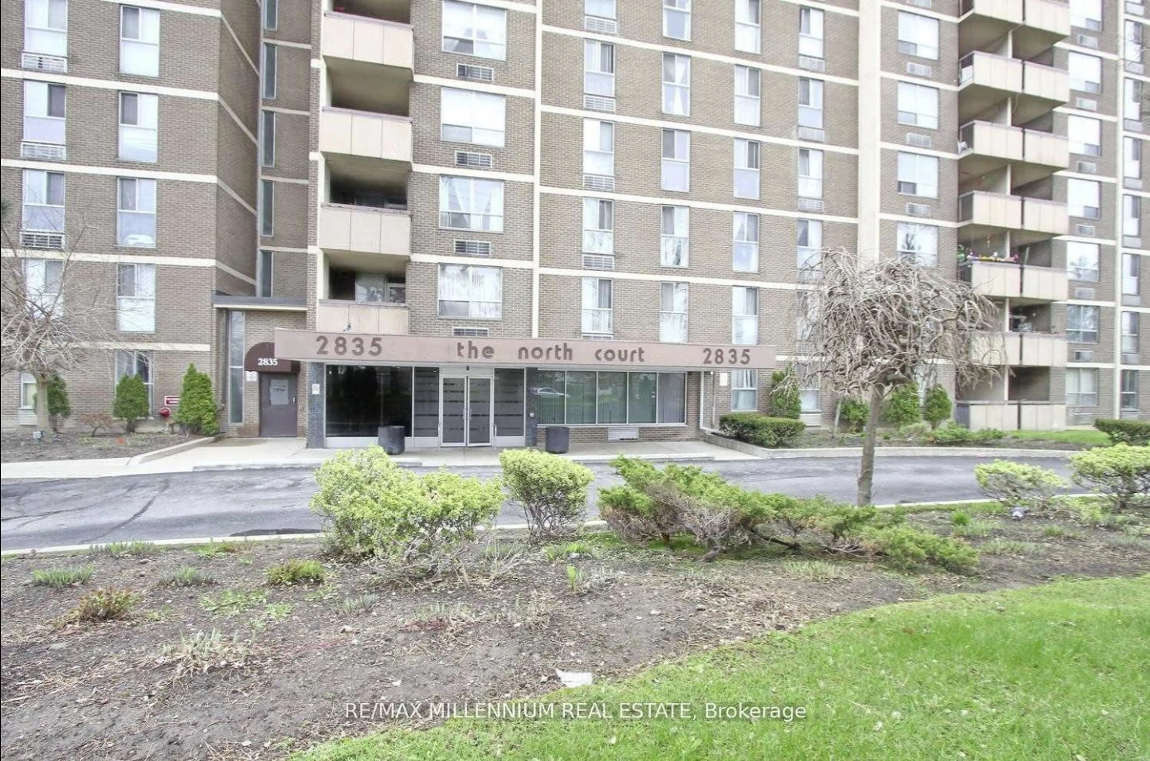 A pic from exterior of the house or condo for 2835 Islington Ave #510, Toronto Ontario M9L 2K2