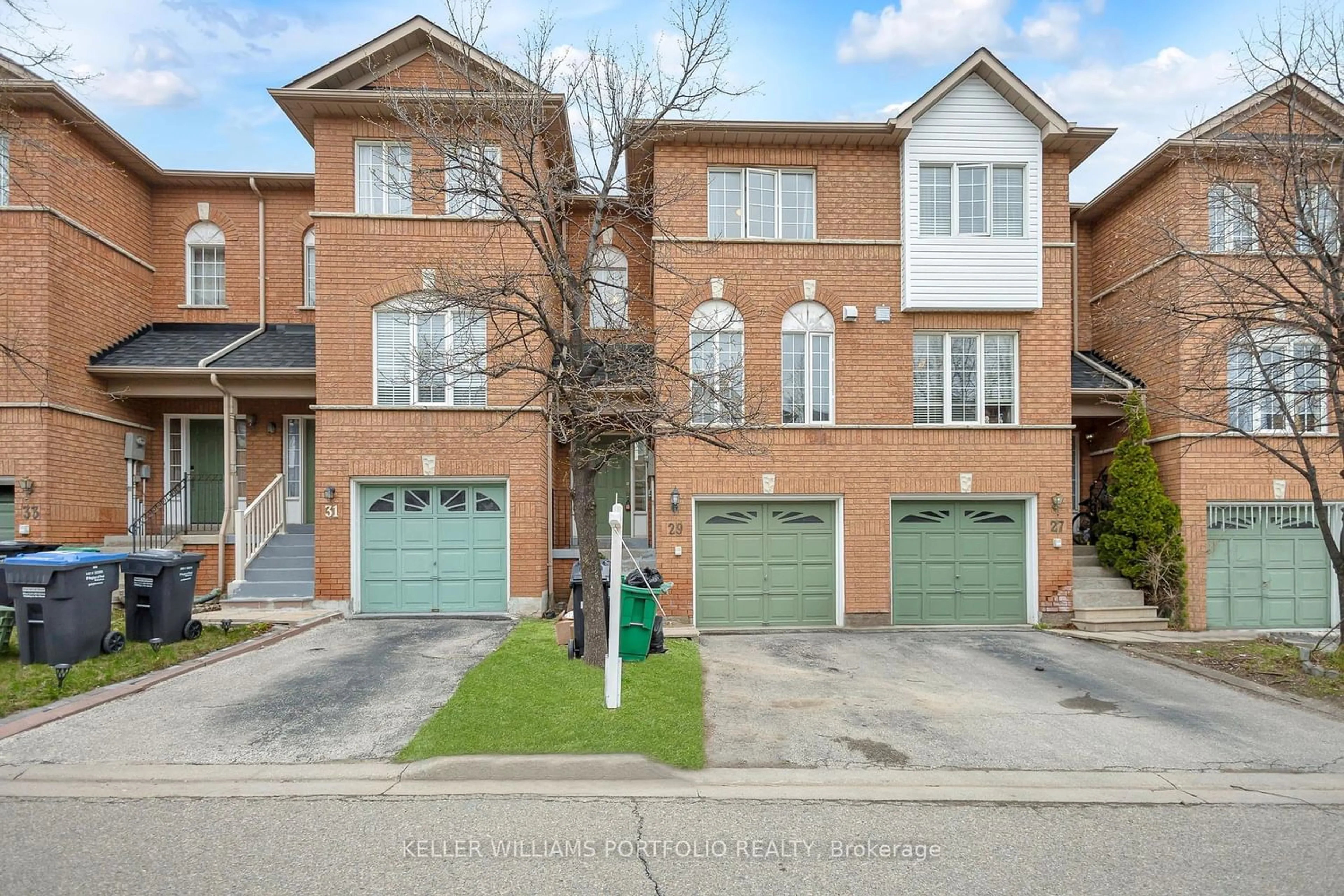 A pic from exterior of the house or condo for 57 Brickyard Way #29, Brampton Ontario L6V 4M3