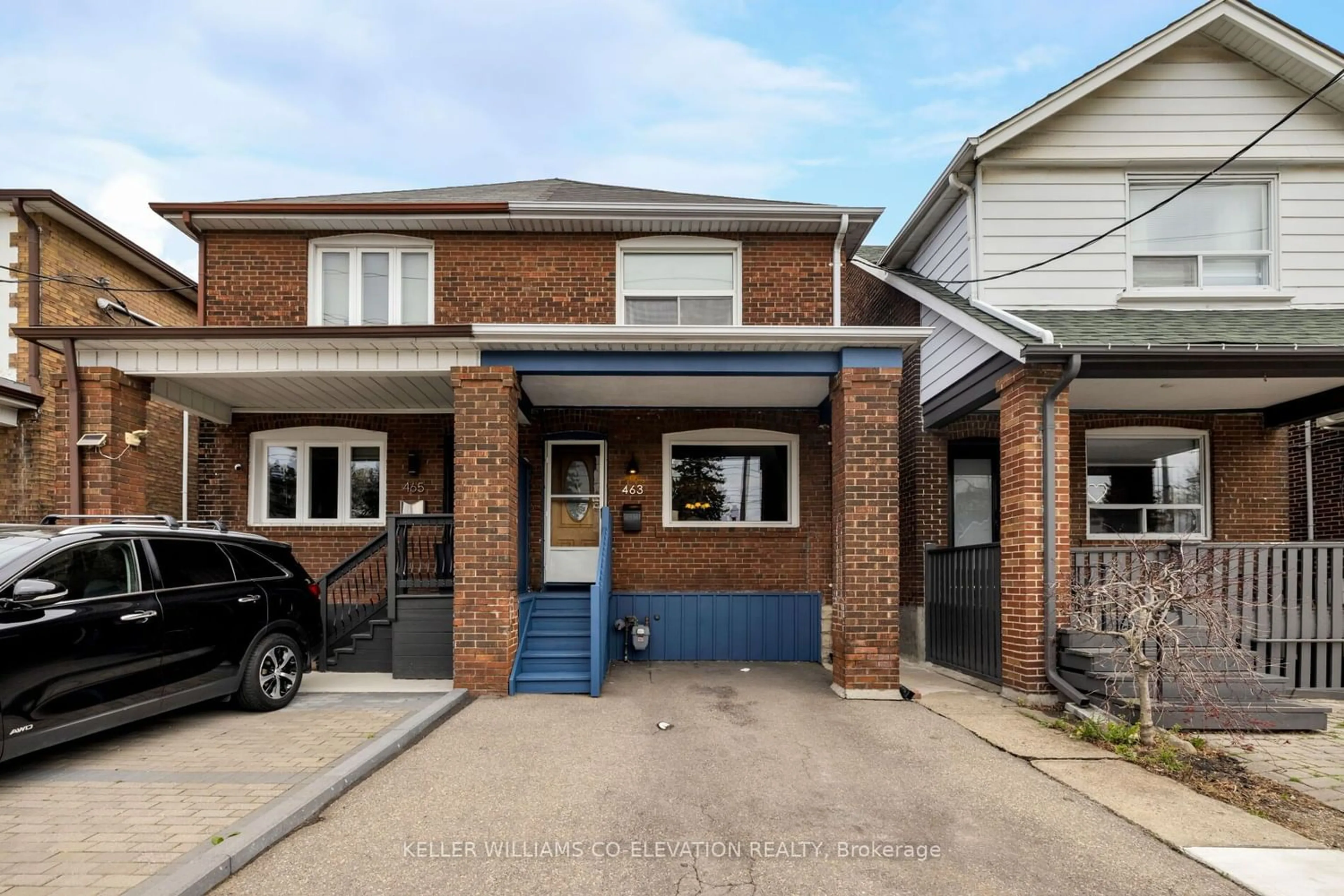 Home with brick exterior material for 463 Jane St, Toronto Ontario M6S 4A1