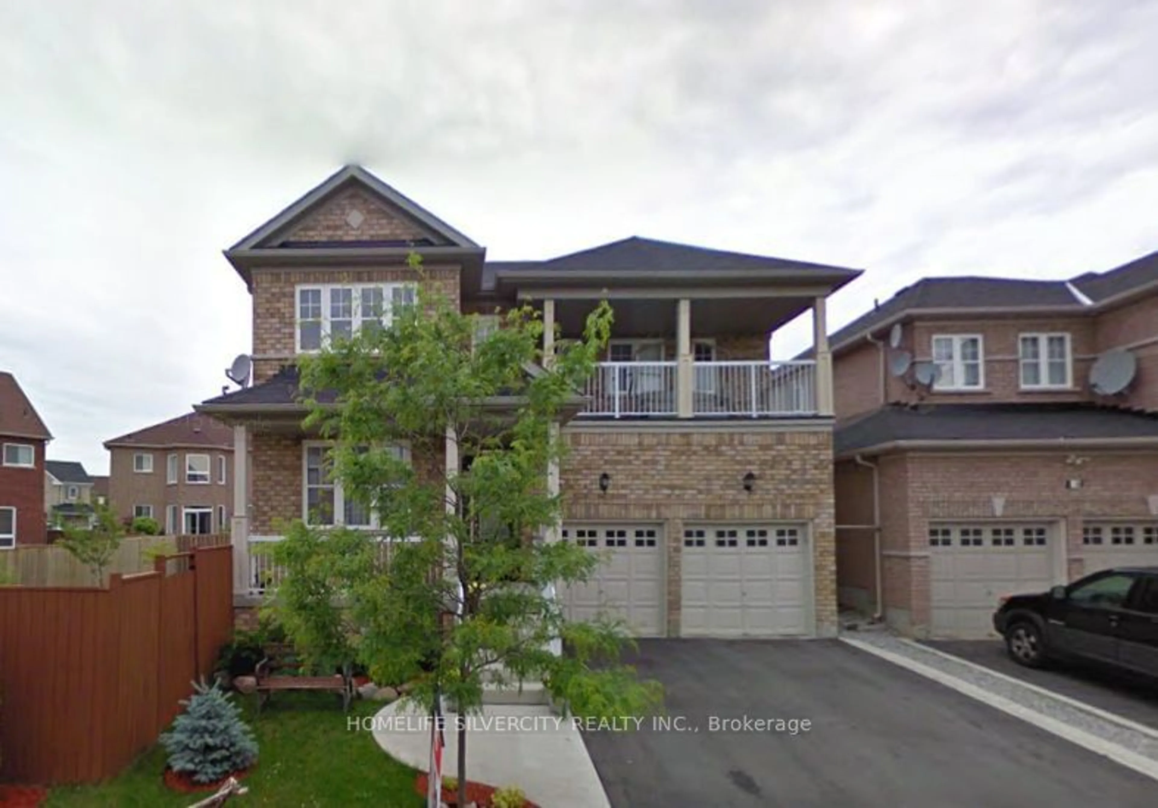 Frontside or backside of a home, the street view for 20 Goldnugget Rd, Brampton Ontario L6Y 5N7