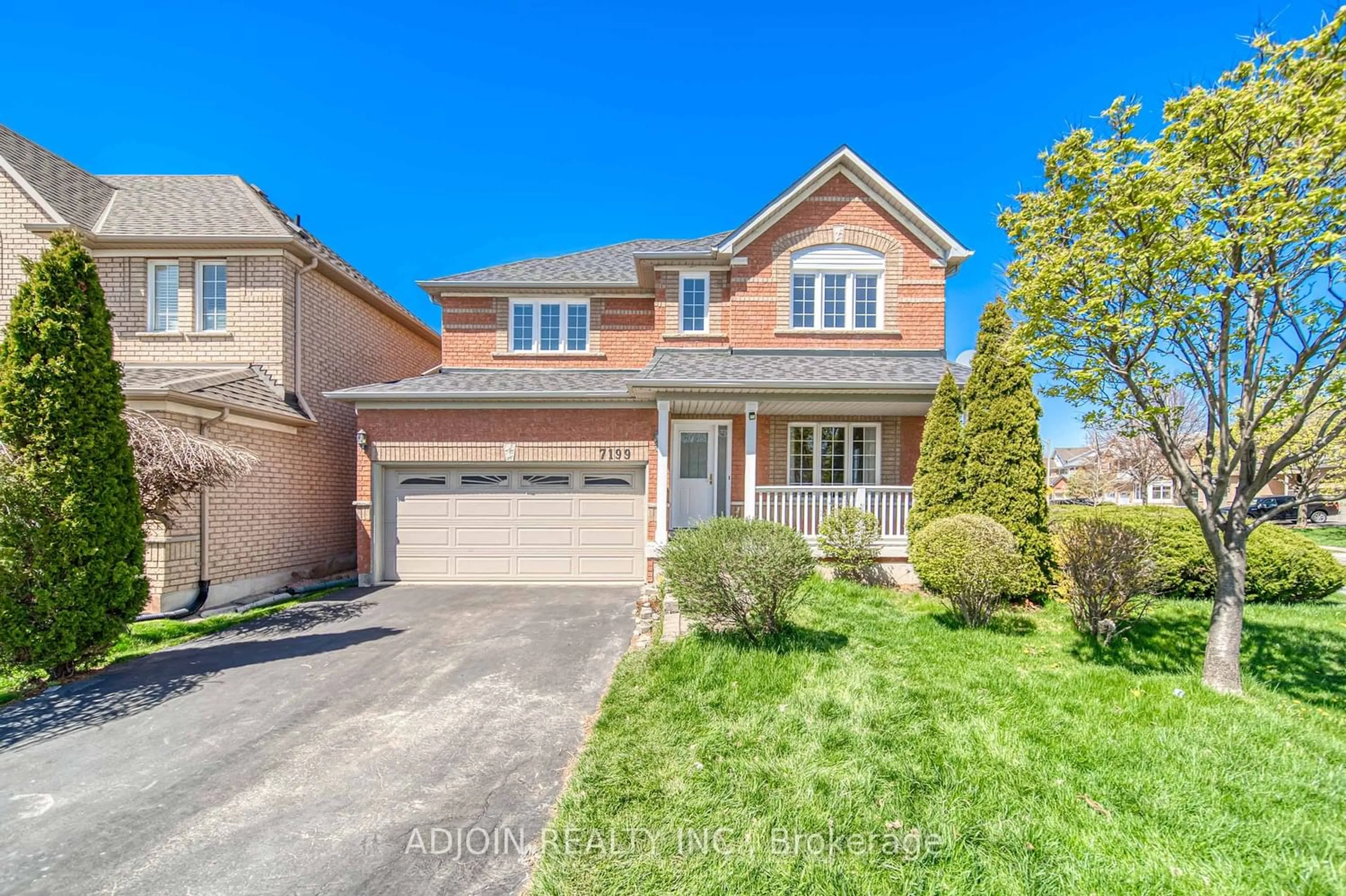 Frontside or backside of a home for 7199 Atwood Lane, Mississauga Ontario L5N 7X2
