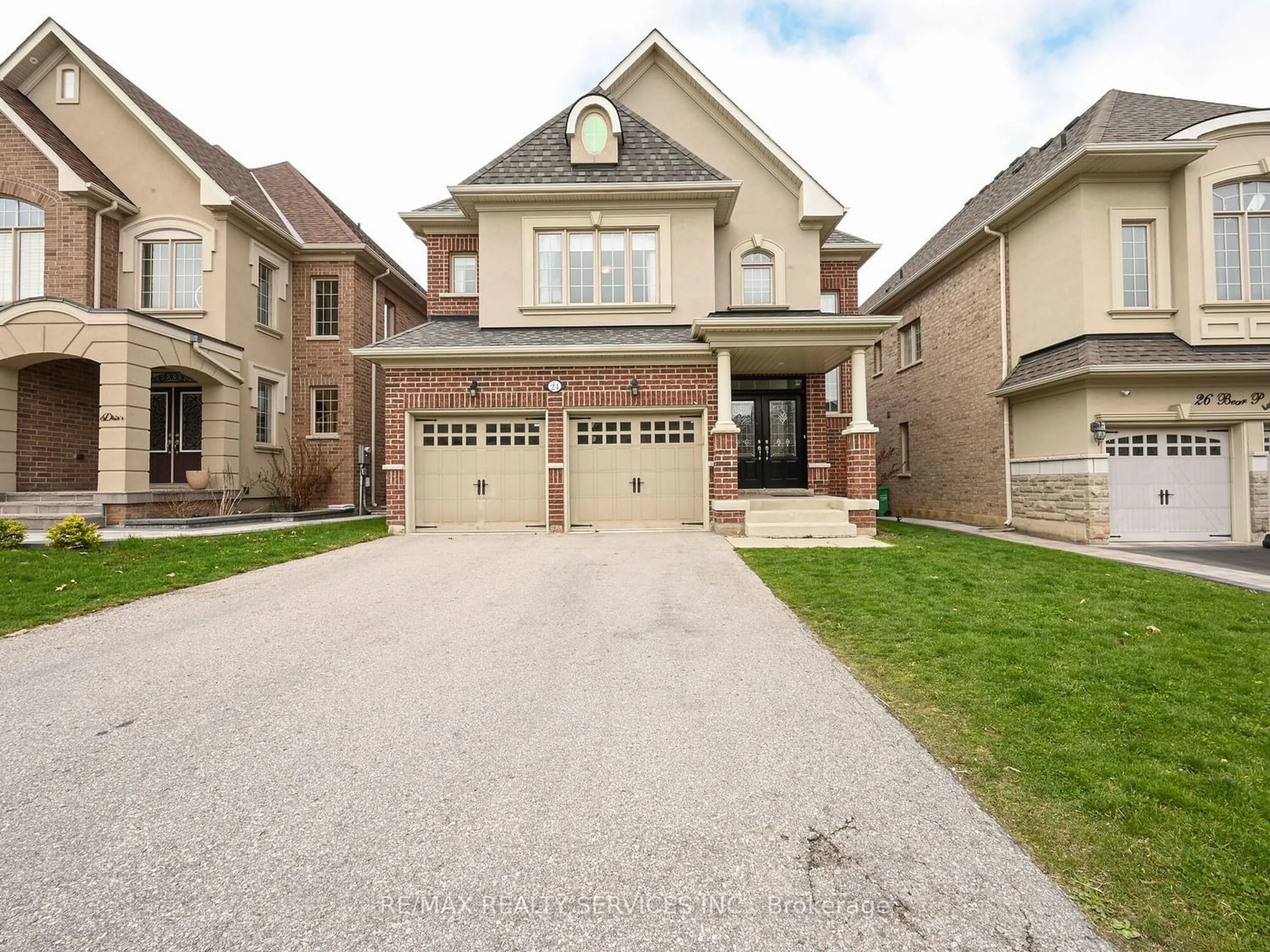 Frontside or backside of a home for 24 Bear Run Rd, Brampton Ontario L6X 2Y9