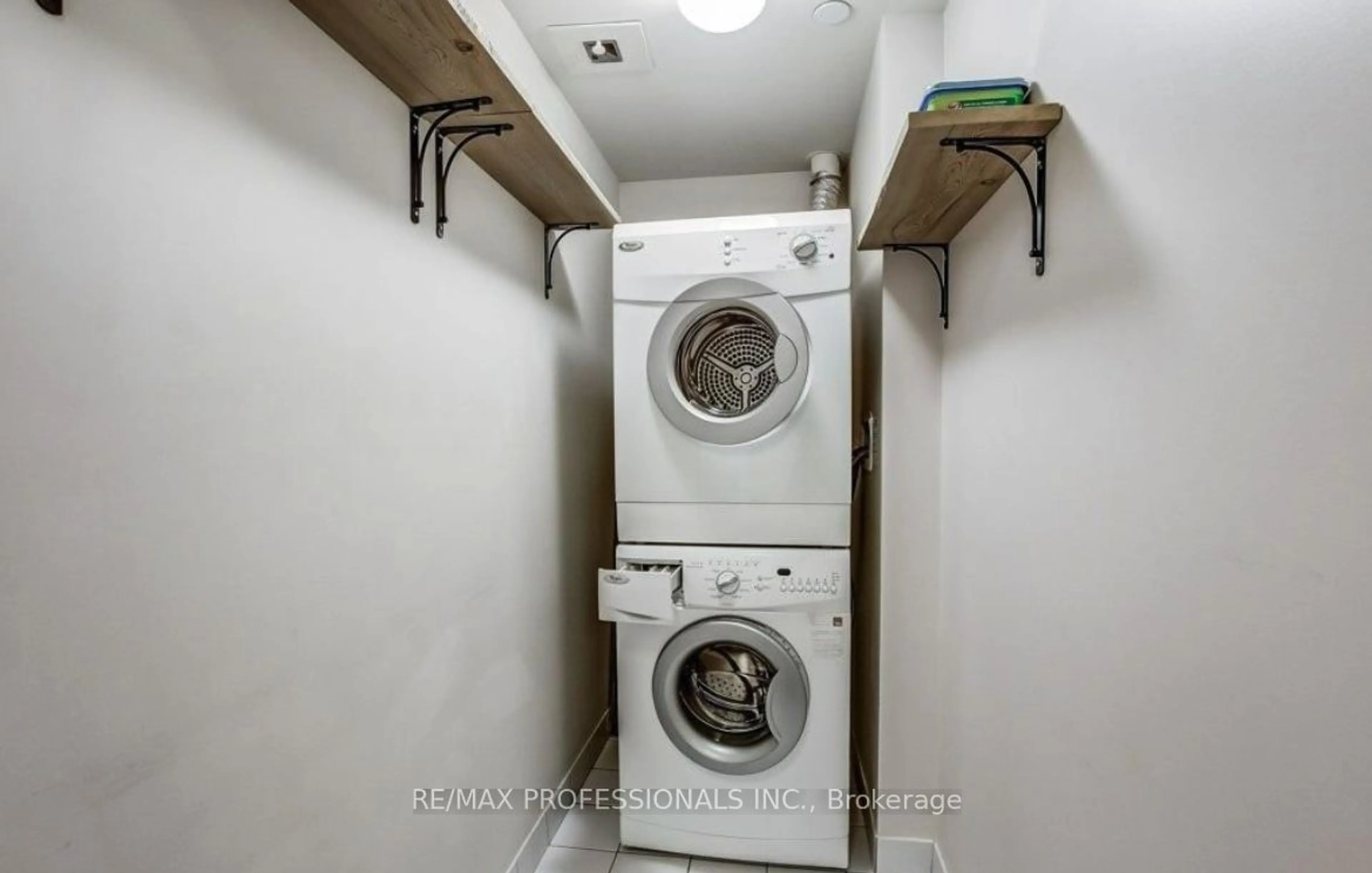Laundry room for 6 Eva Rd #1309, Toronto Ontario M9C 0A9
