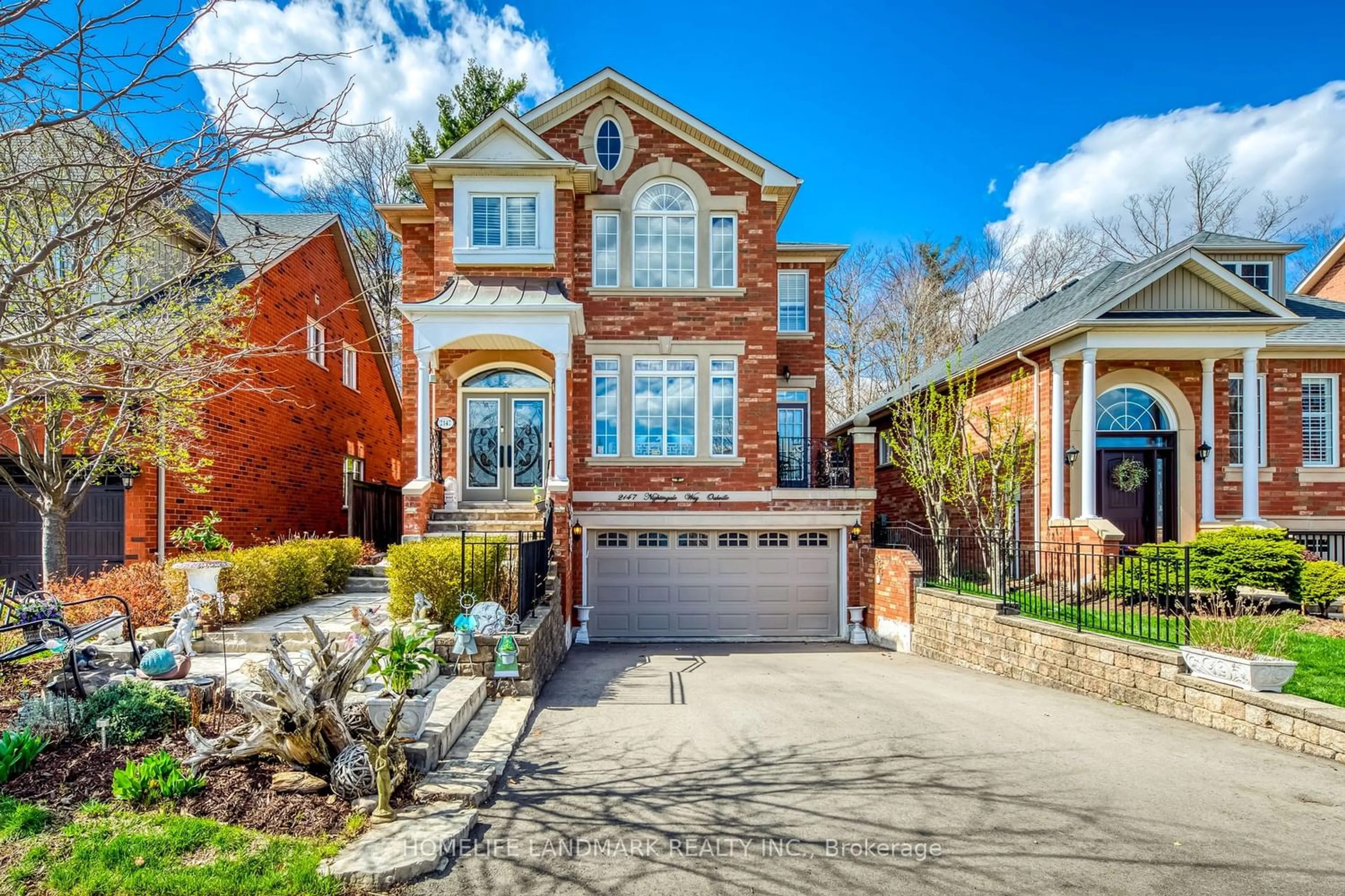 Home with brick exterior material for 2147 Nightingale Way, Oakville Ontario L6M 3R9