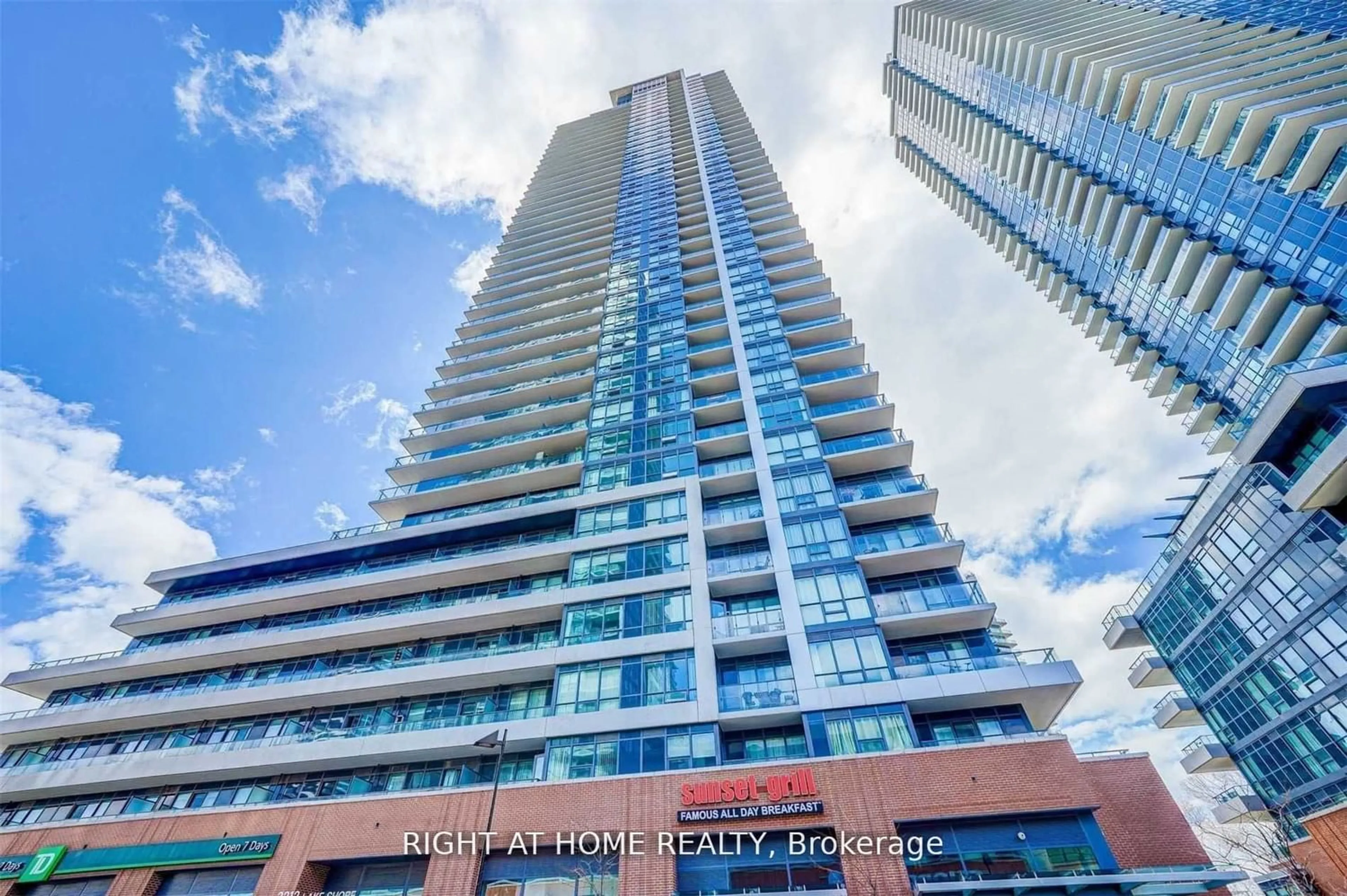 A pic from exterior of the house or condo for 2212 Lake Shore Blvd #2707, Toronto Ontario M8V 0C2