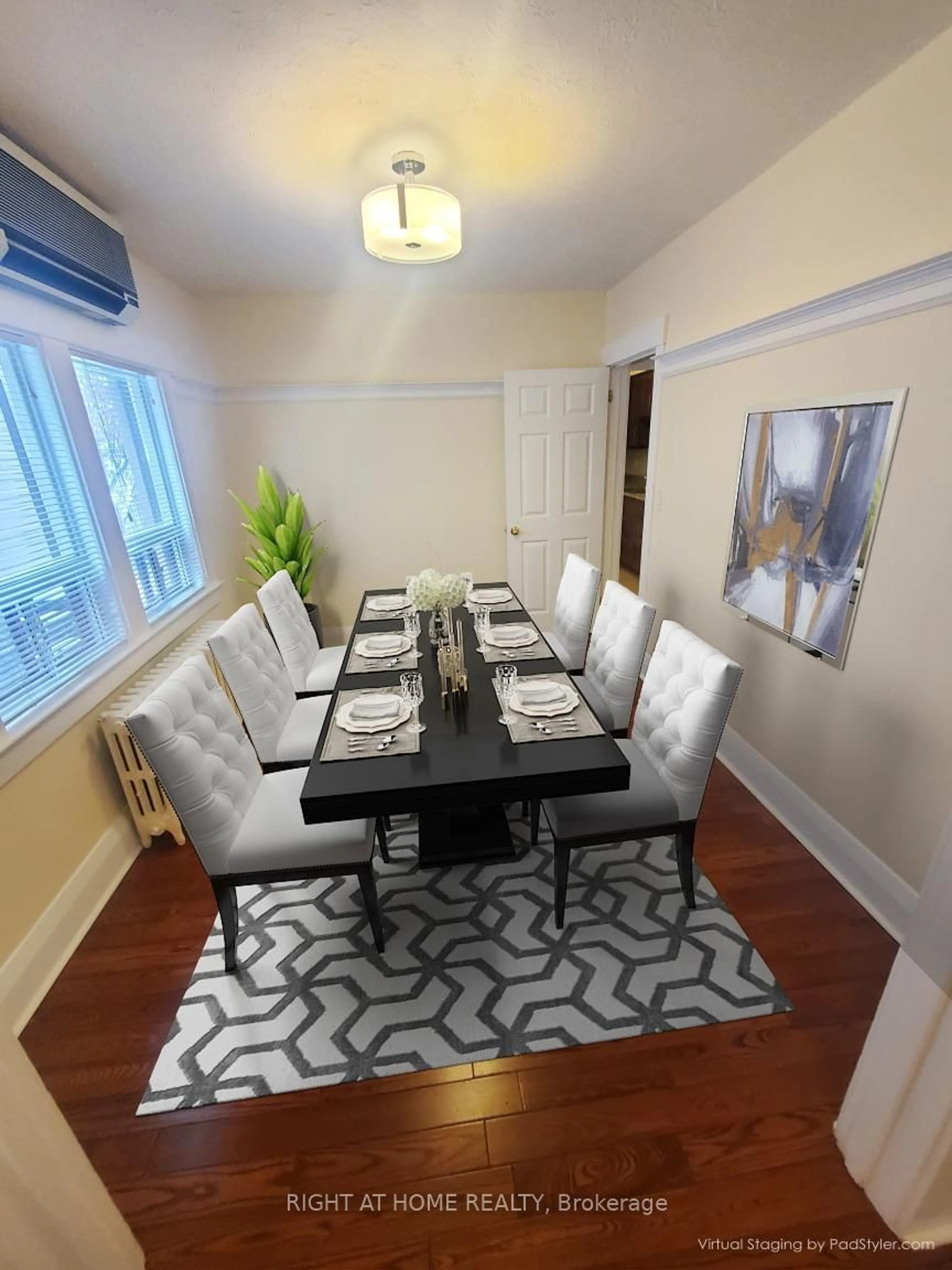 Dining room for 28 Fairbank Ave, Toronto Ontario M6E 3Y4