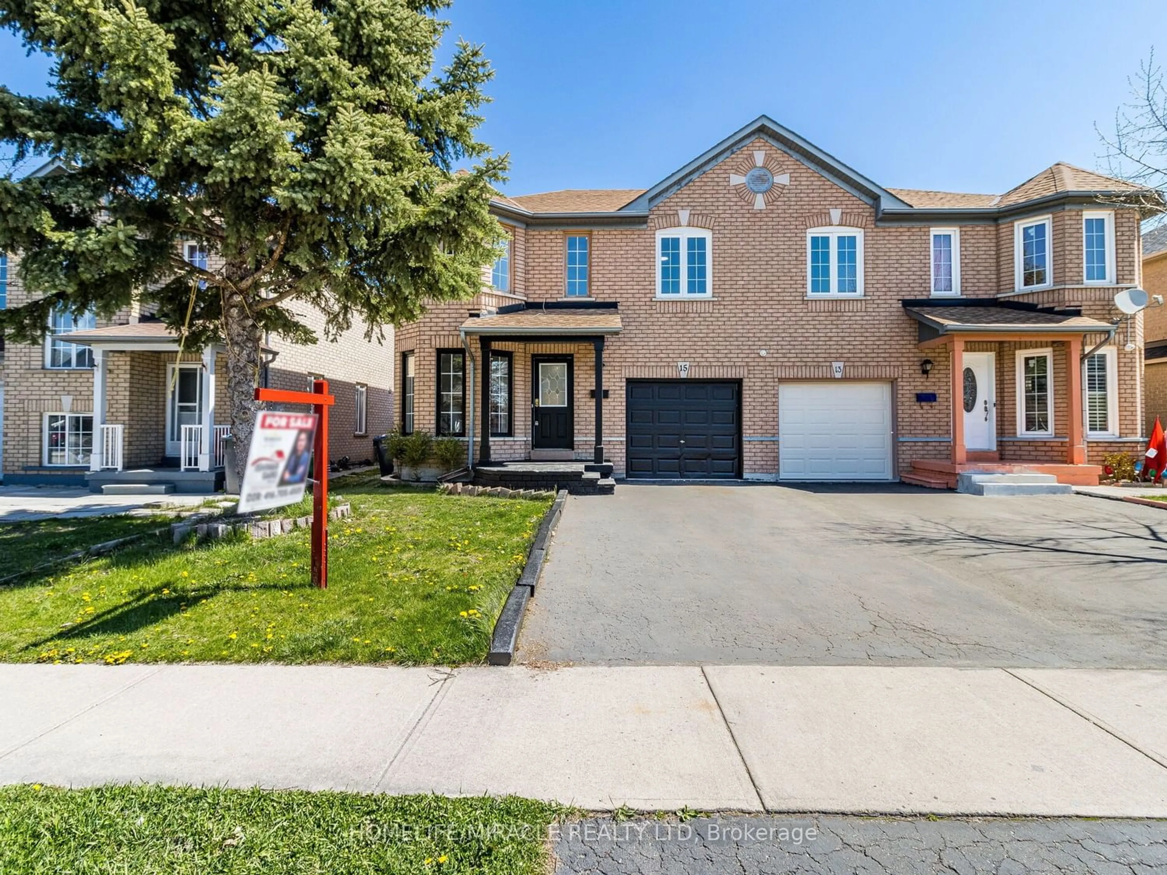 Frontside or backside of a home for 15 Flatlands Way, Brampton Ontario L6R 2B5