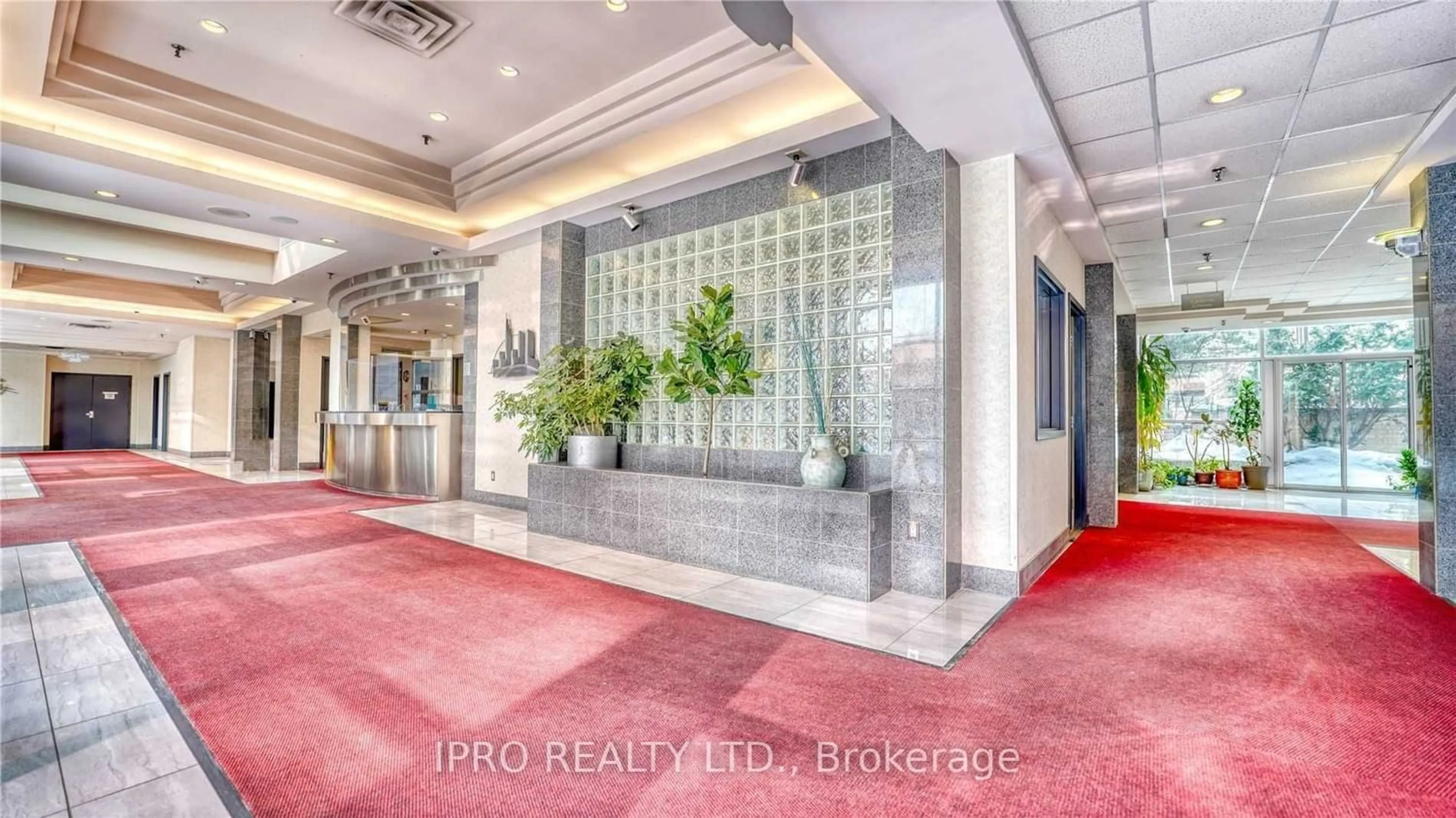 Indoor lobby for 265 Enfield Place Pl #1711, Mississauga Ontario L5B 3Y7