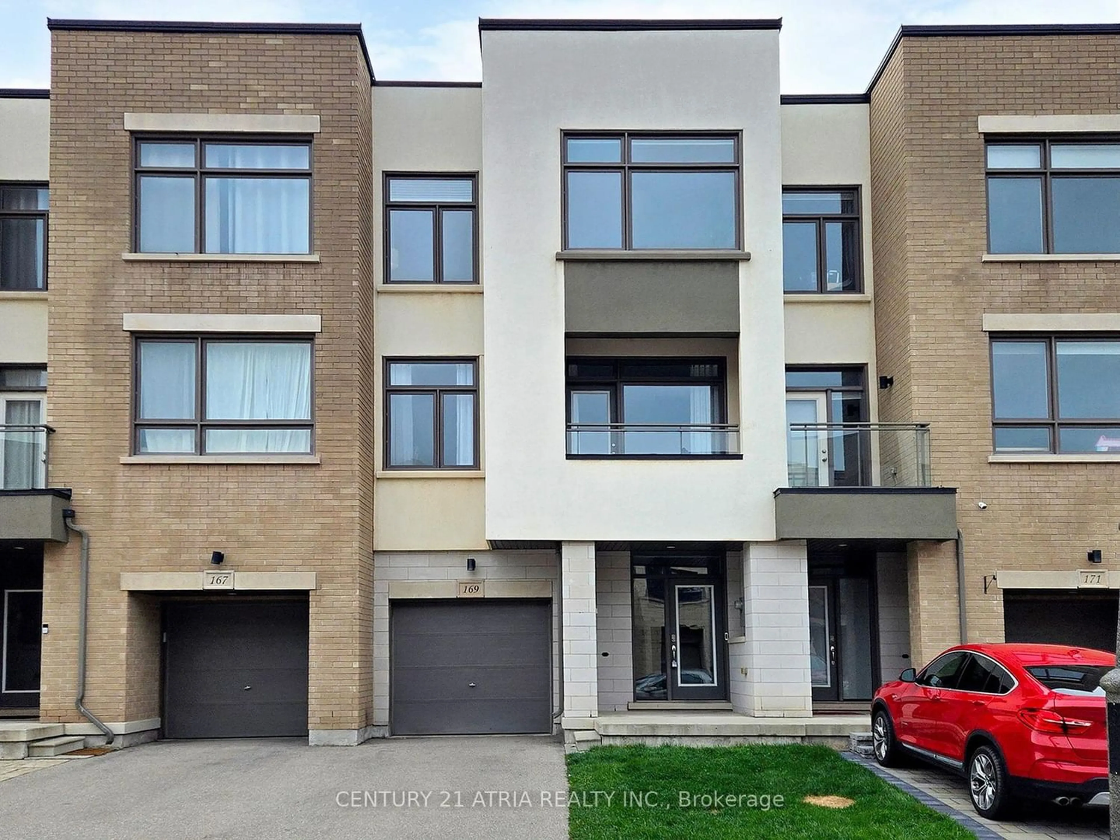 A pic from exterior of the house or condo for 169 Squire Cres, Oakville Ontario L6H 0L7