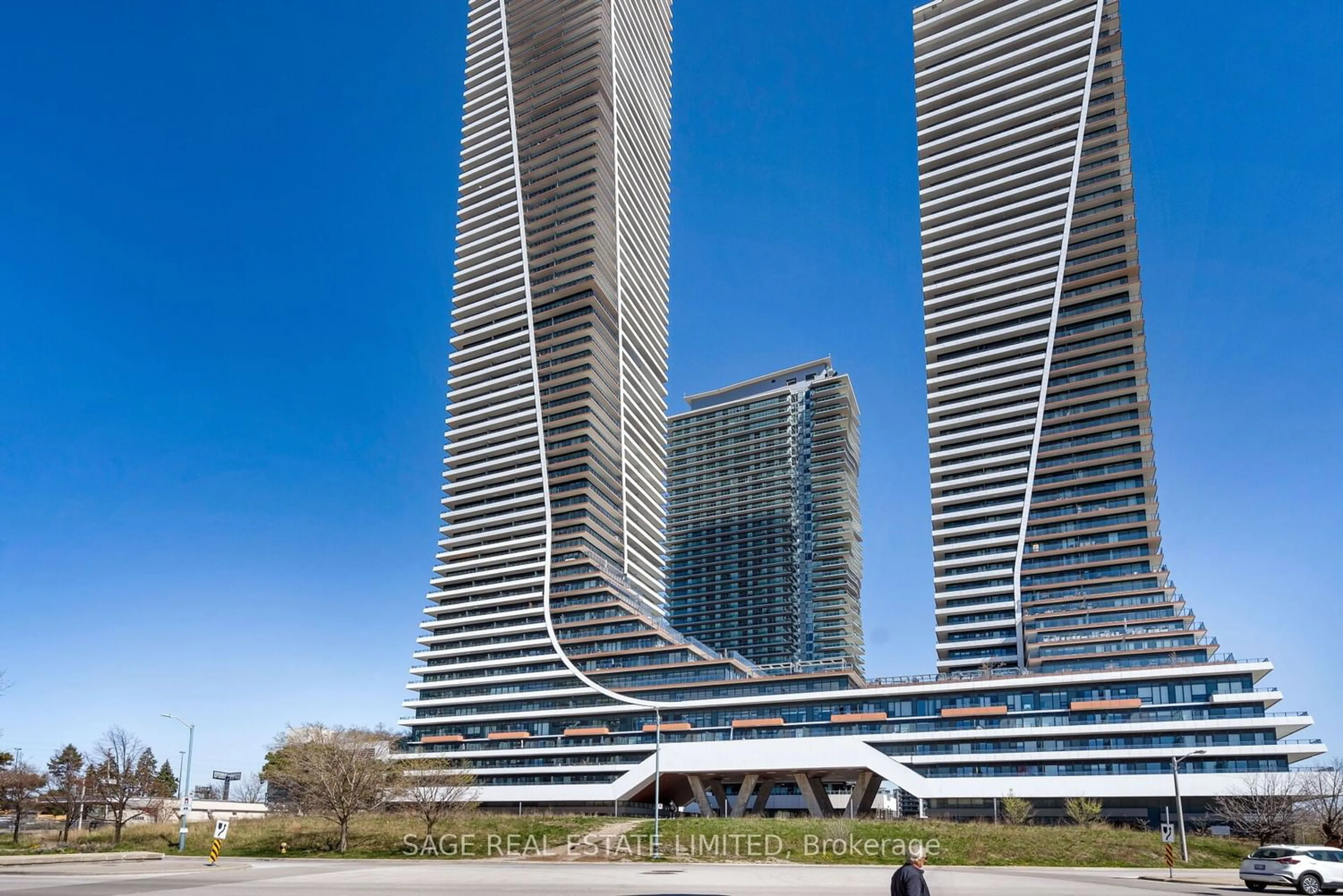 A pic from exterior of the house or condo for 30 Shore Breeze Dr #3611, Toronto Ontario M8V 0J1