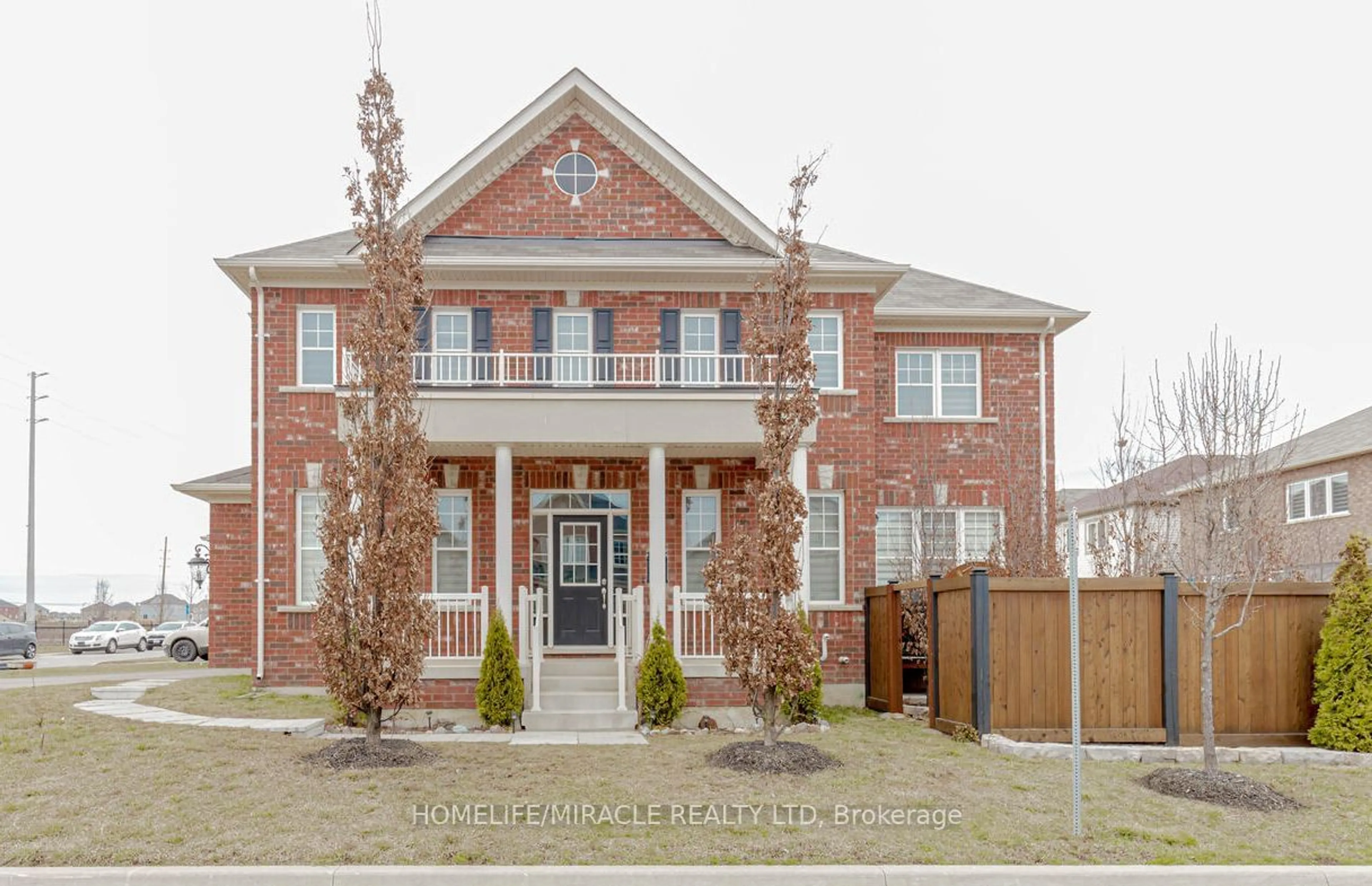 Home with brick exterior material for 3 Ringway Rd, Brampton Ontario L7A 4T4
