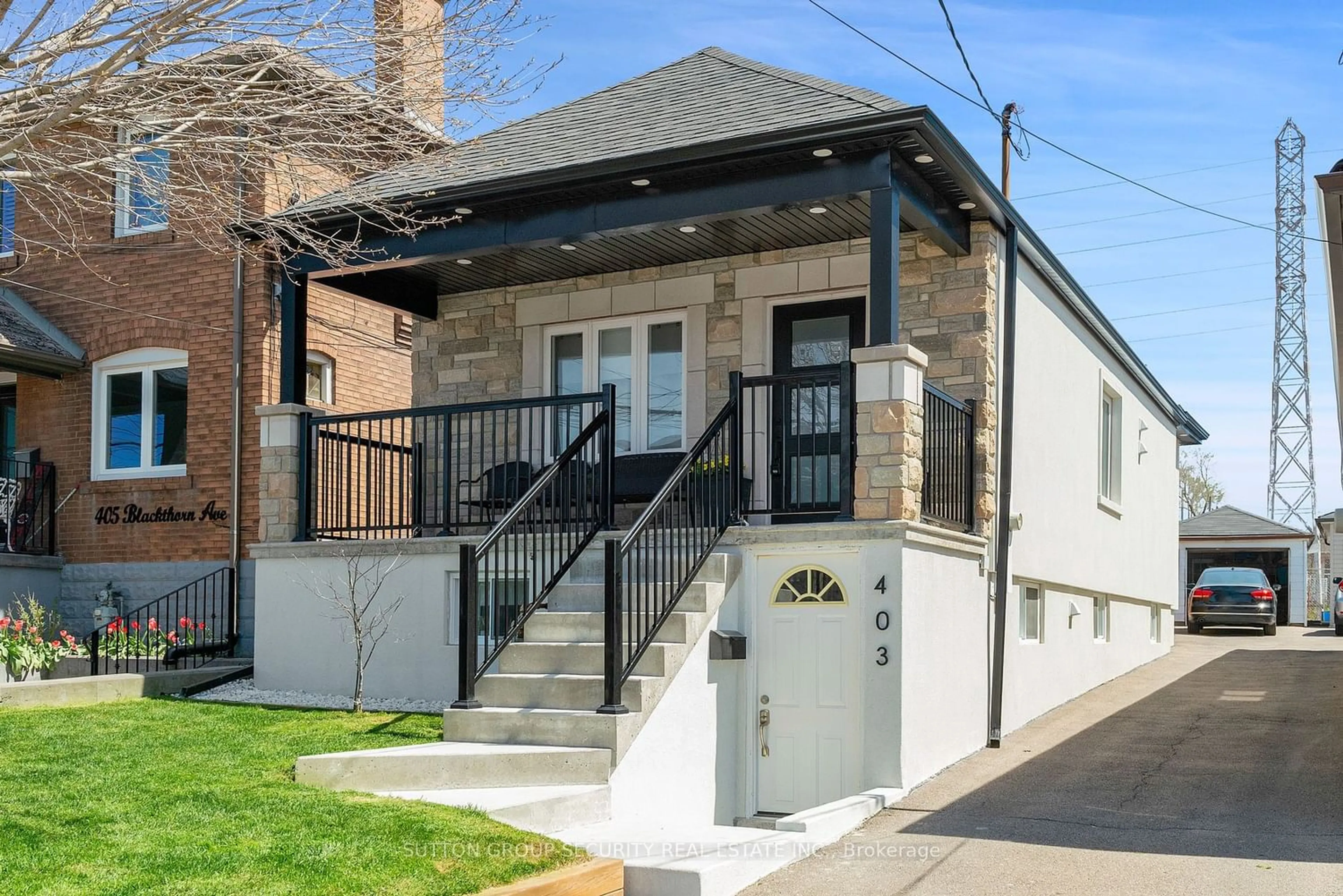 Frontside or backside of a home for 403 Blackthorn Ave, Toronto Ontario M6M 3C1