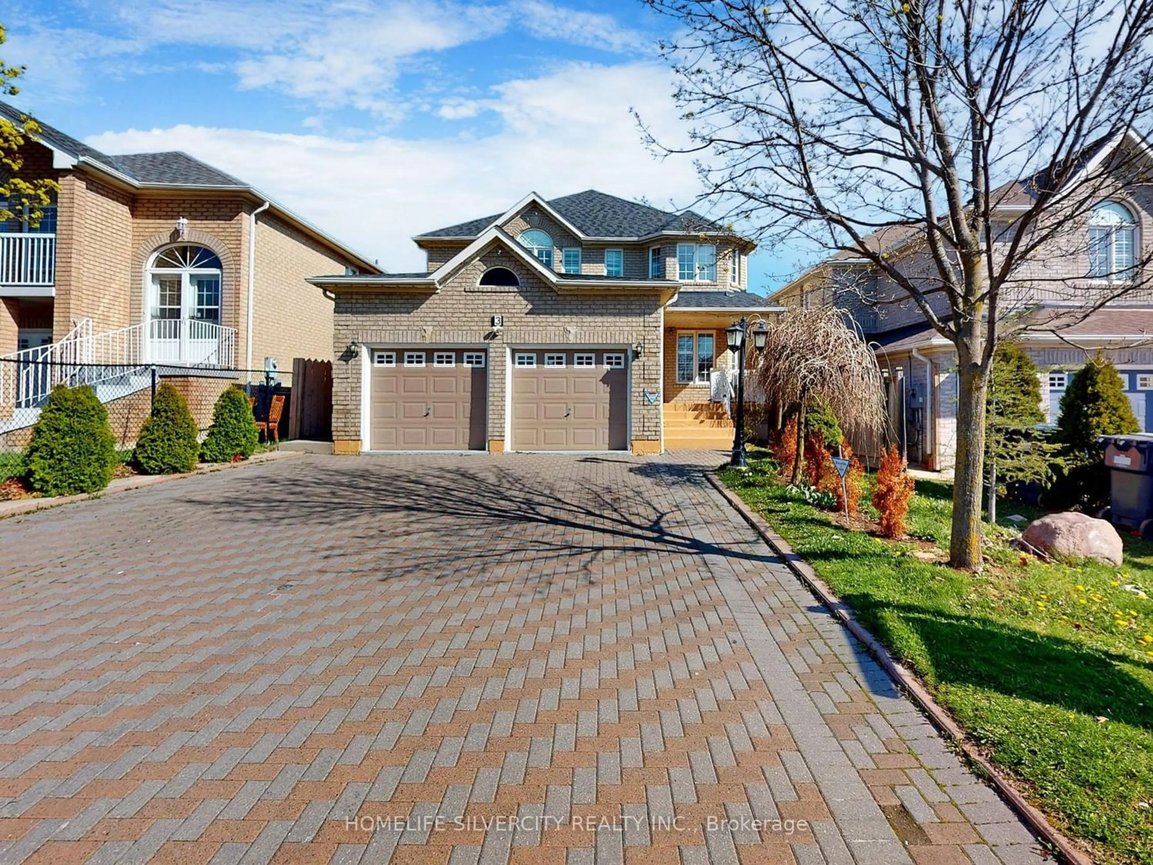 Frontside or backside of a home for 3 Lennon Tr, Brampton Ontario L6Y 5P9