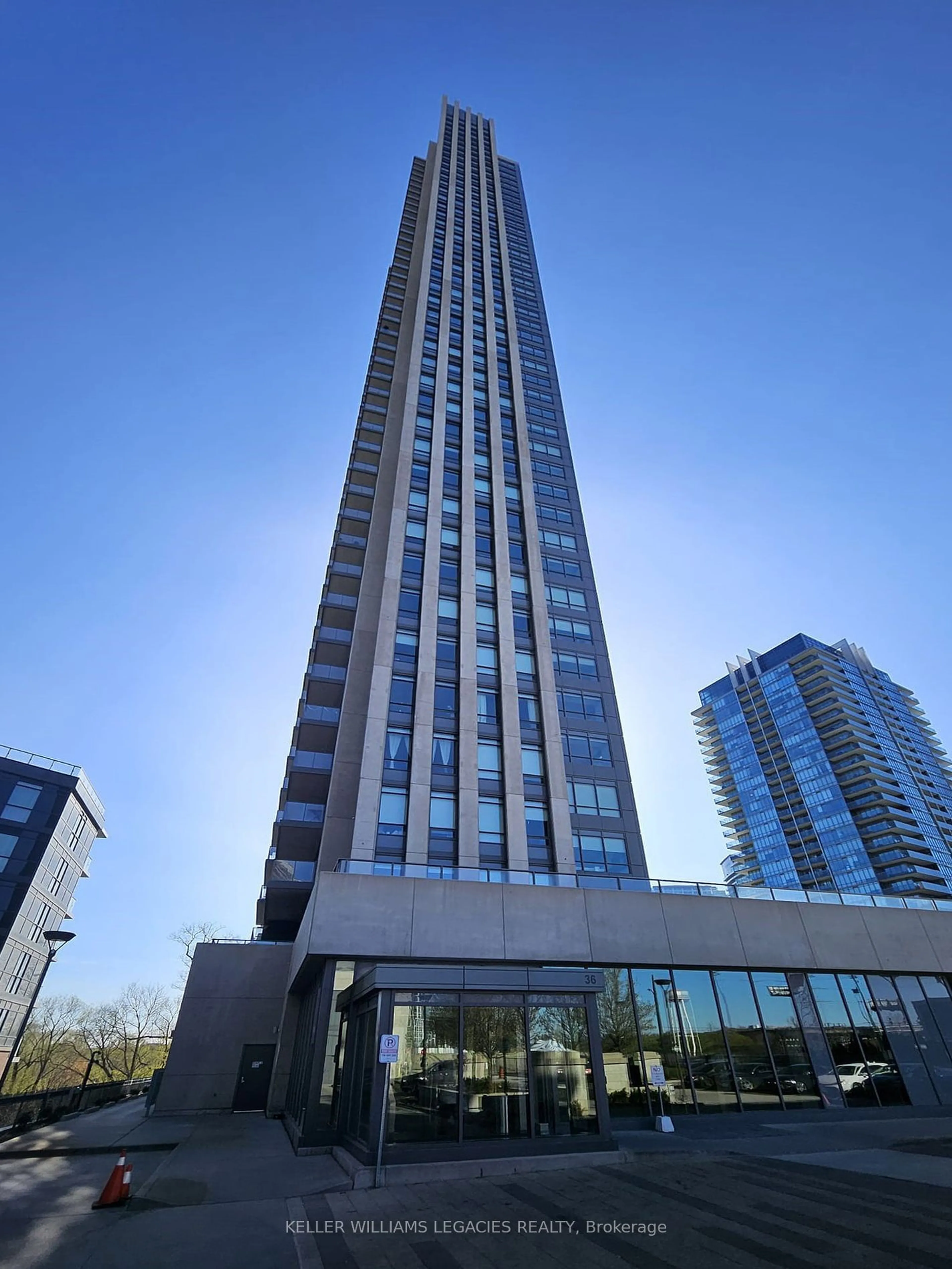 A pic from exterior of the house or condo for 36 Park Lawn Rd #2806, Toronto Ontario M8V 0E5