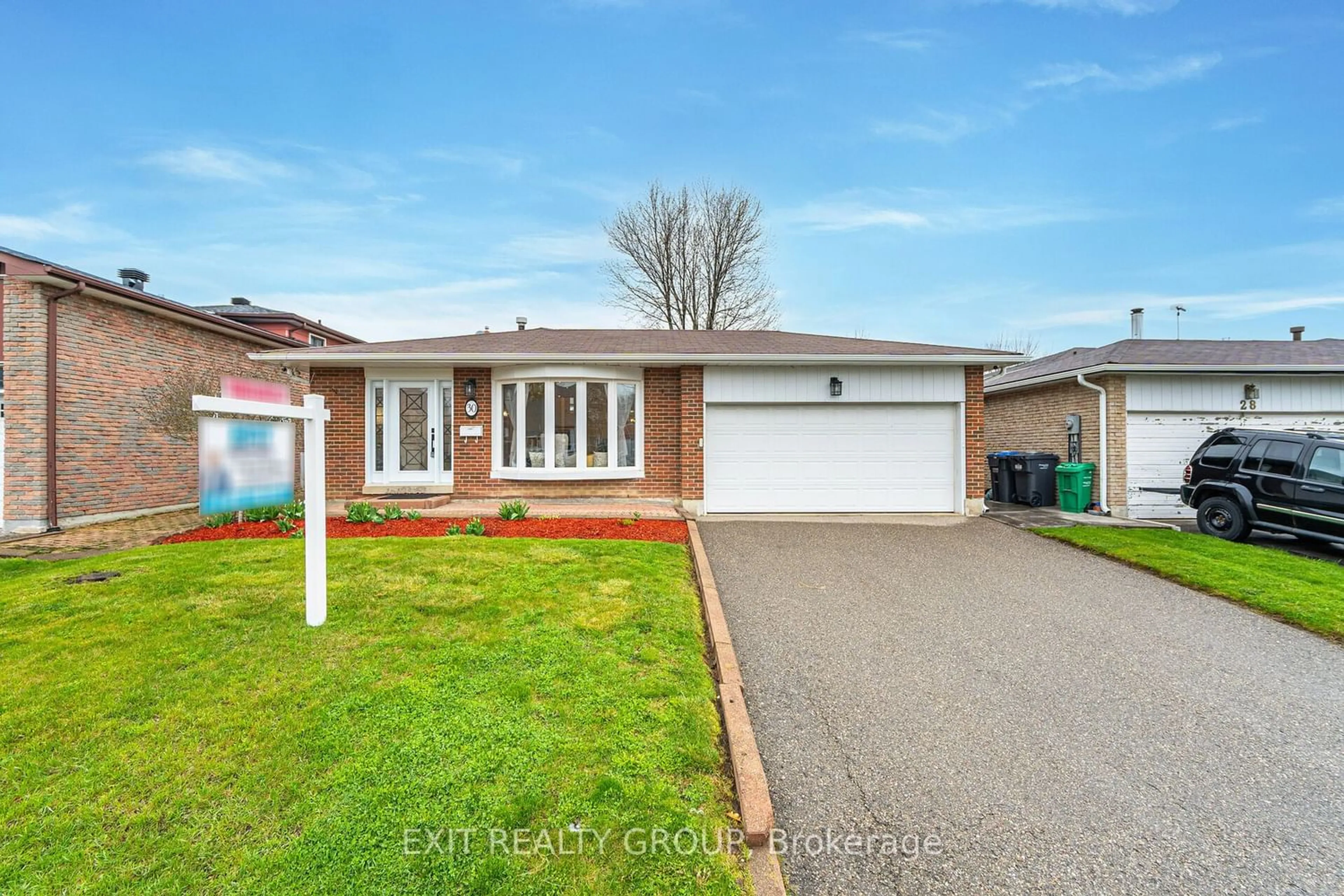 Frontside or backside of a home for 30 Pleasantview Ave, Brampton Ontario L6X 2M9