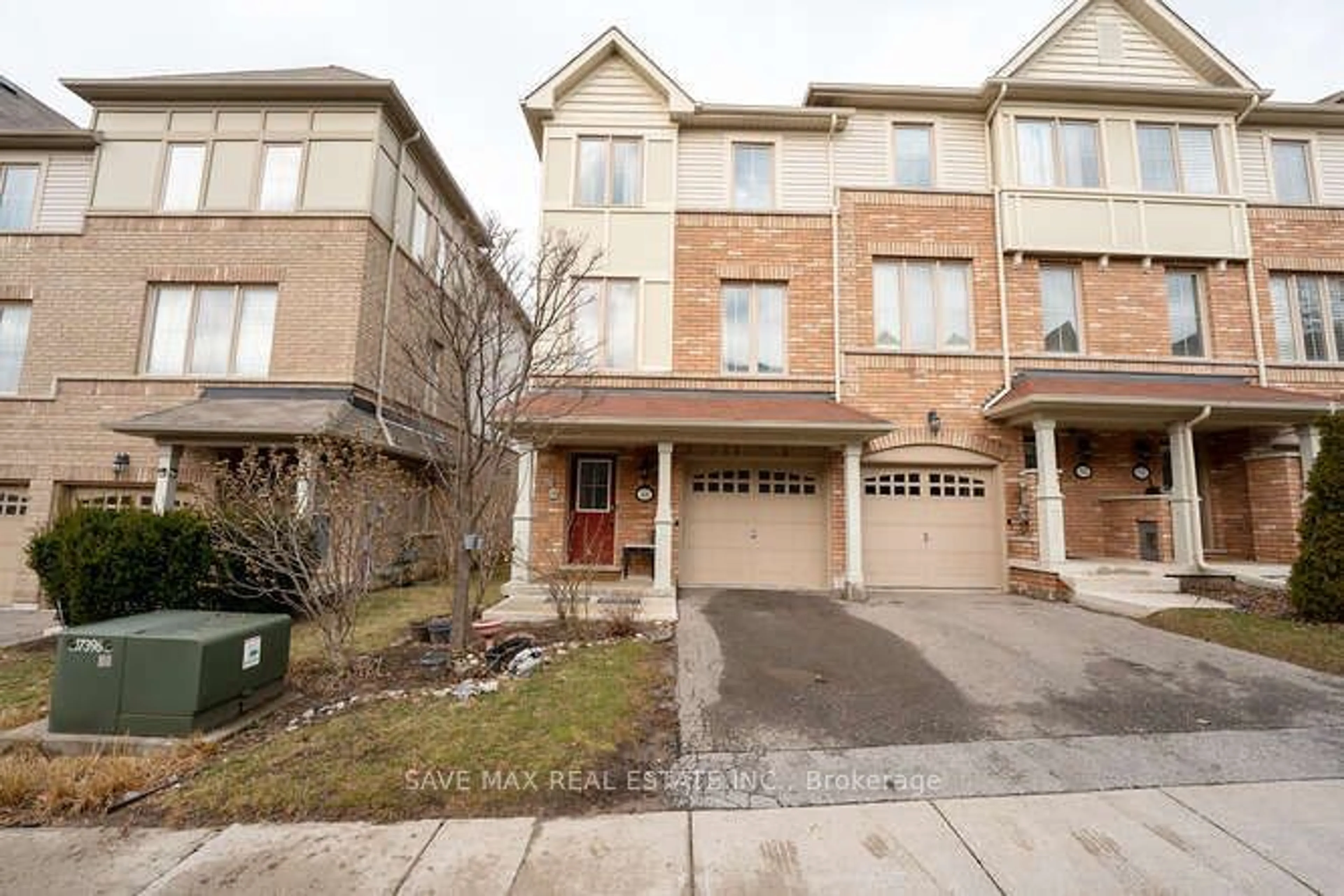 A pic from exterior of the house or condo for 48 Cedar Lake Cres, Brampton Ontario L6Y 0P9