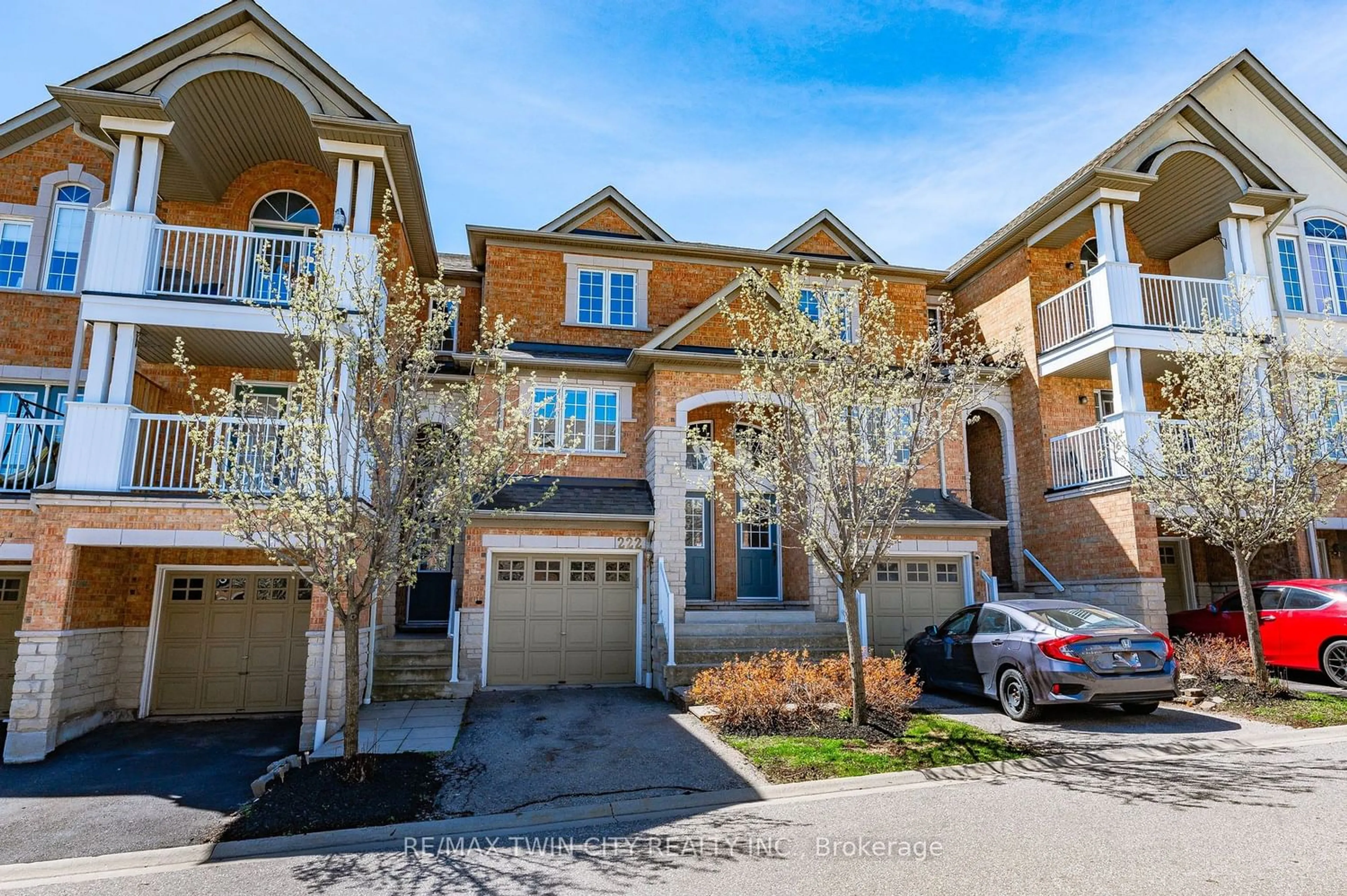 A pic from exterior of the house or condo for 601 Shoreline Dr #222, Mississauga Ontario L5B 4K3