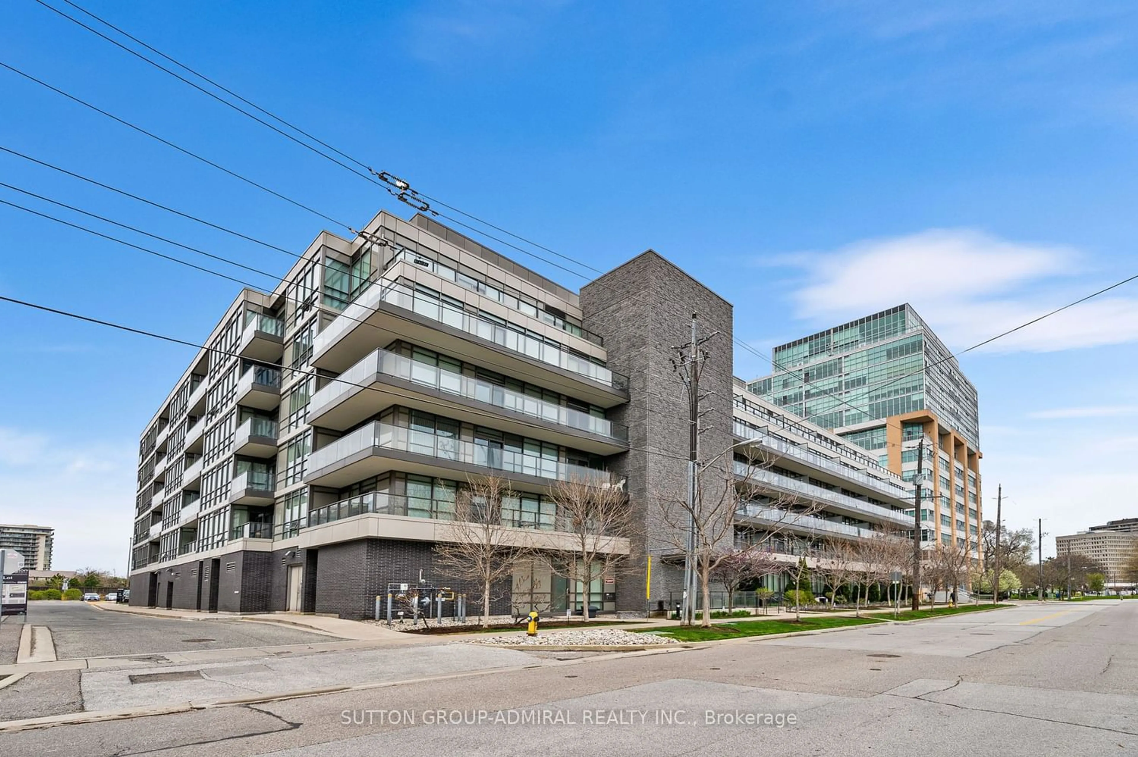 A pic from exterior of the house or condo for 8 Fieldway Rd #520, Toronto Ontario M8Z 0C3