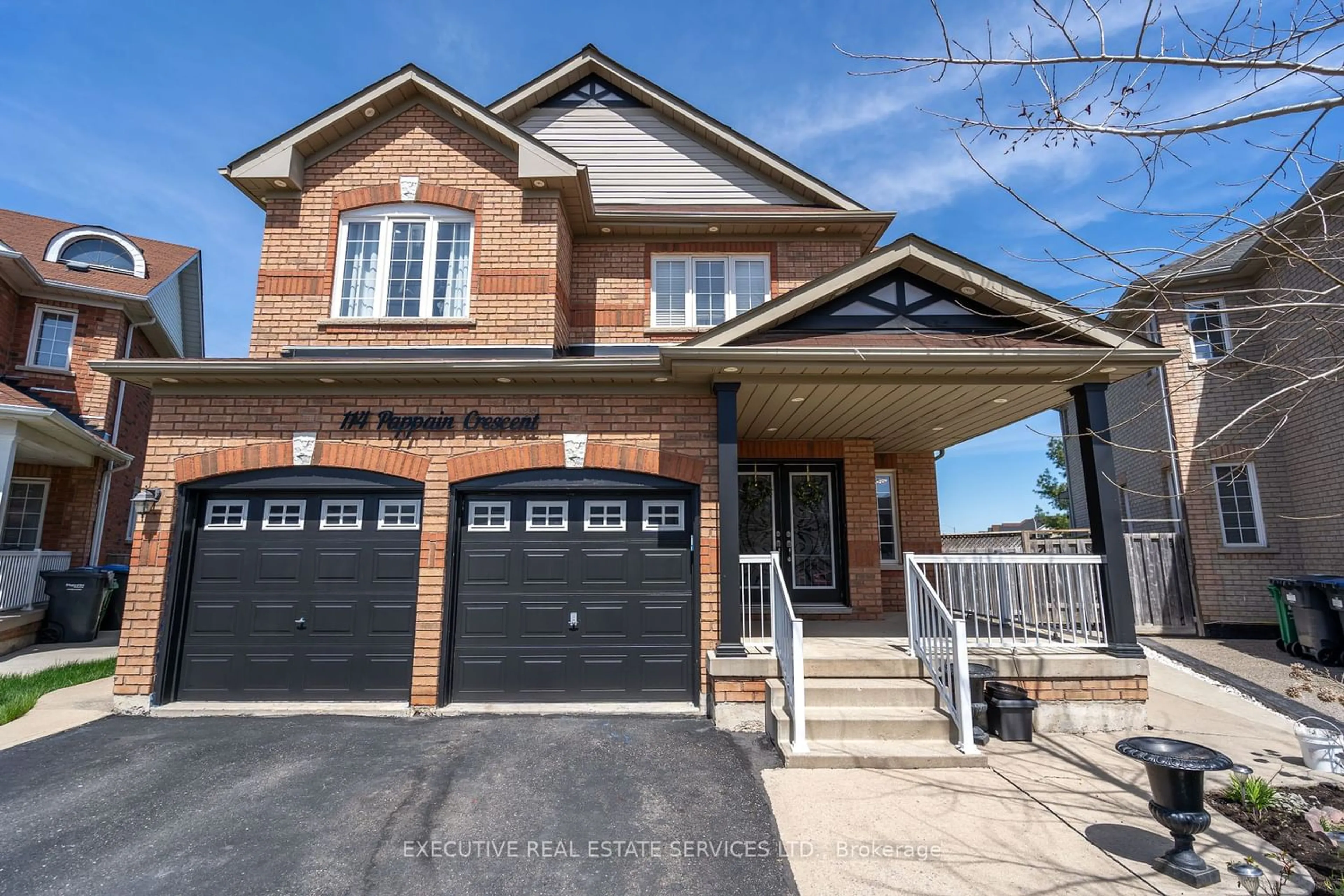 Home with brick exterior material for 114 Pappain Cres, Brampton Ontario L7A 3J7