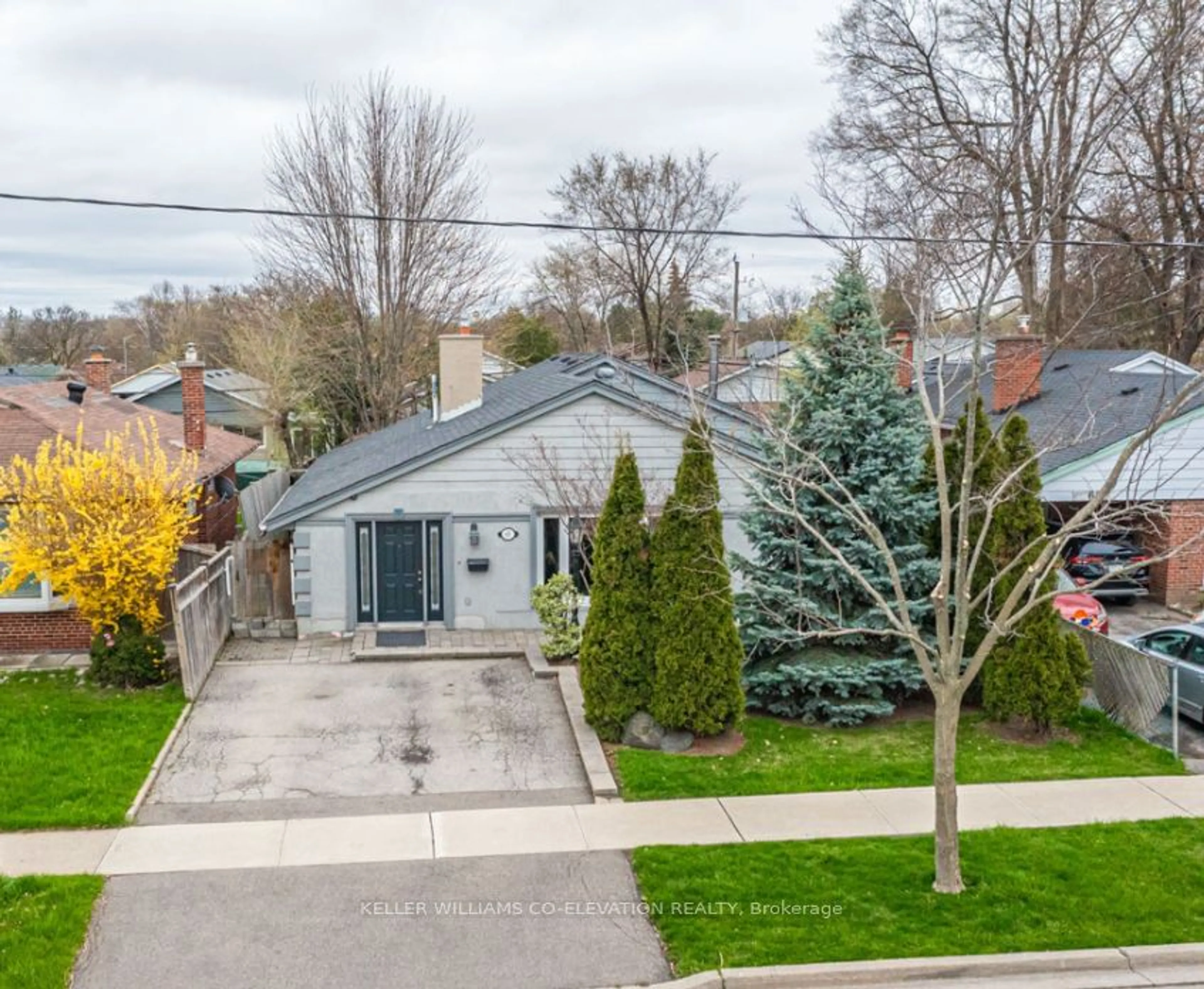 Frontside or backside of a home for 63 Fordwich Cres, Toronto Ontario M9W 2T6