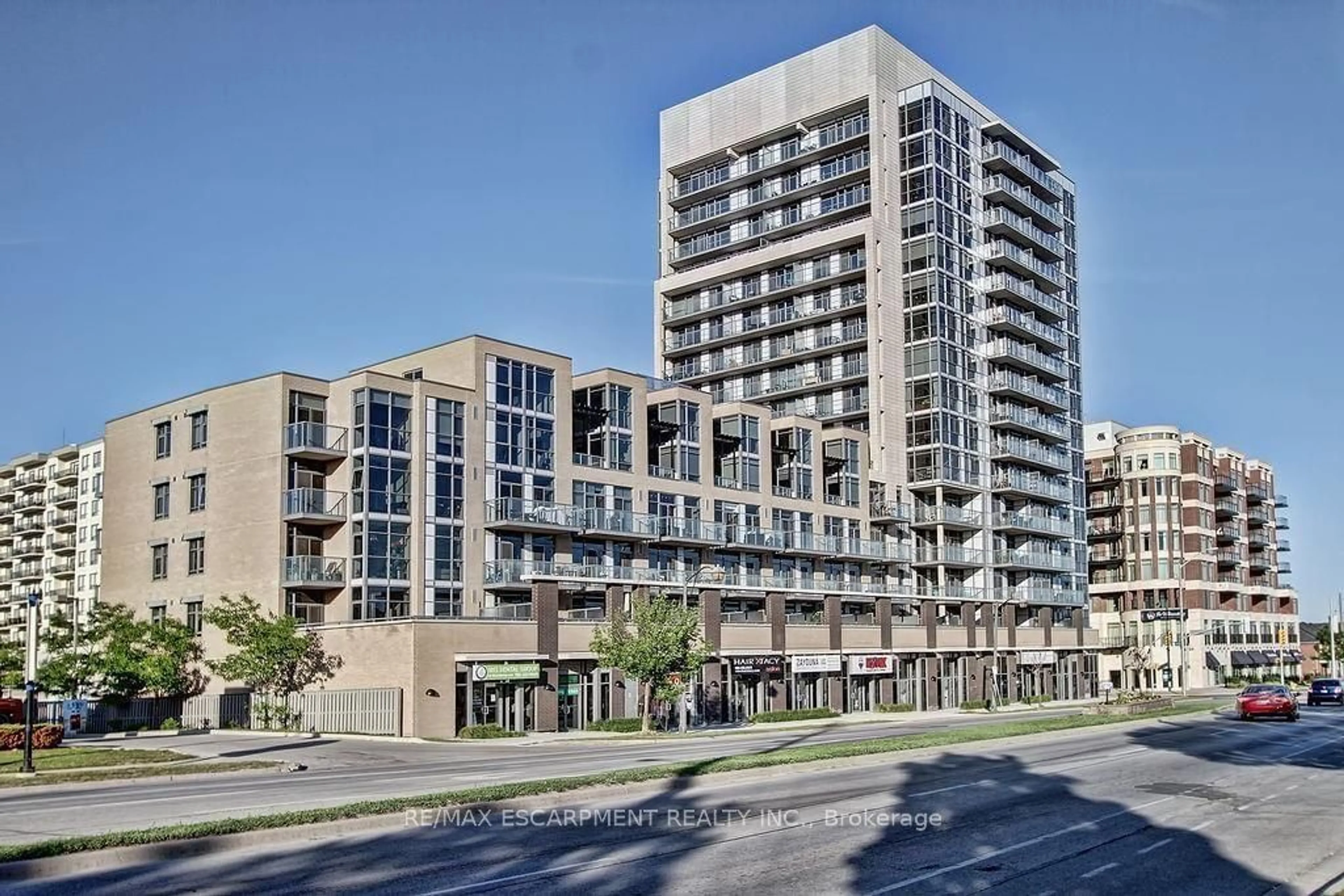 A pic from exterior of the house or condo for 1940 Ironstone Dr #609, Burlington Ontario L7L 0E4