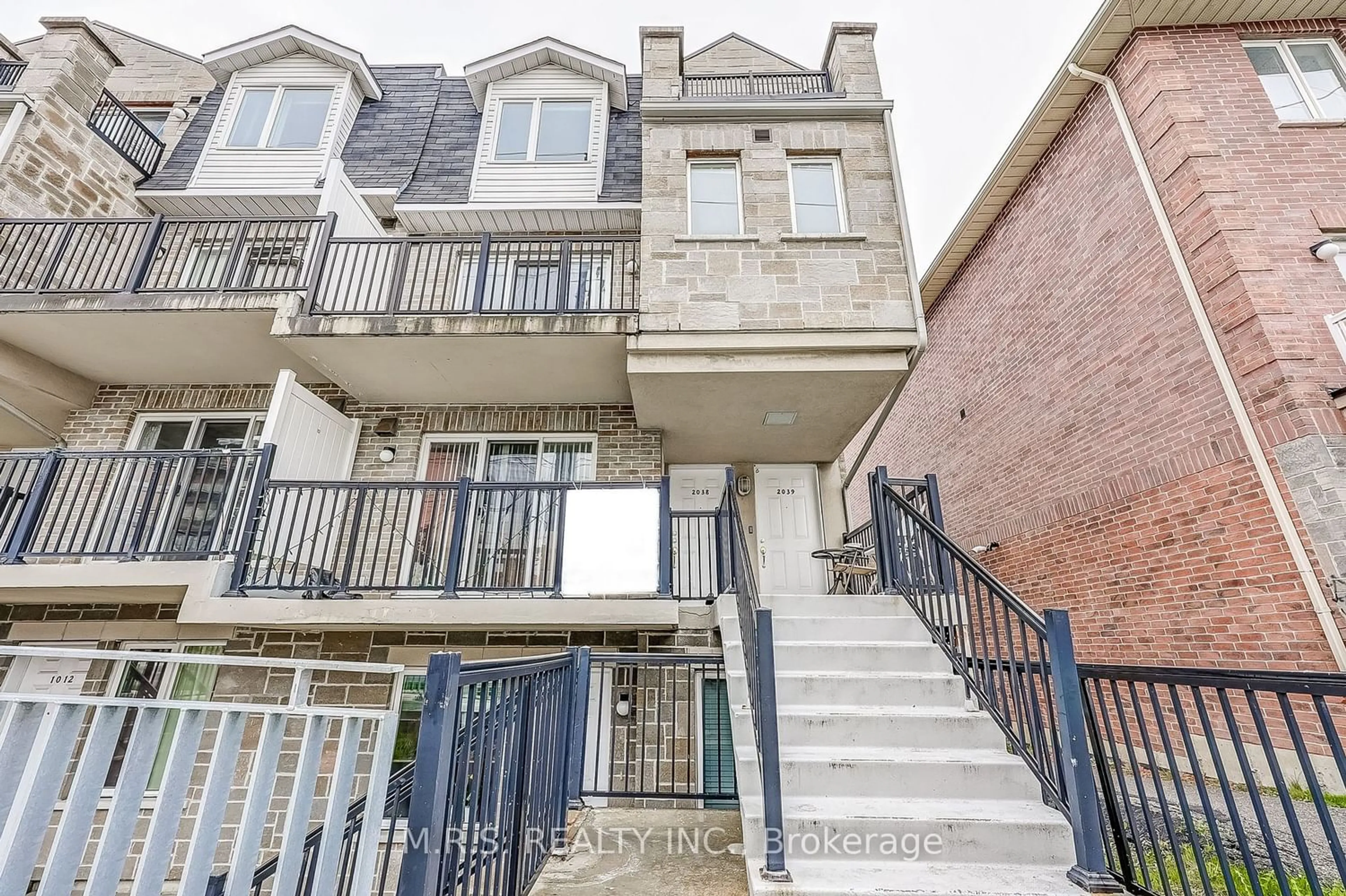 A pic from exterior of the house or condo for 3025 Finch Ave #2038, Toronto Ontario M9M 0A2