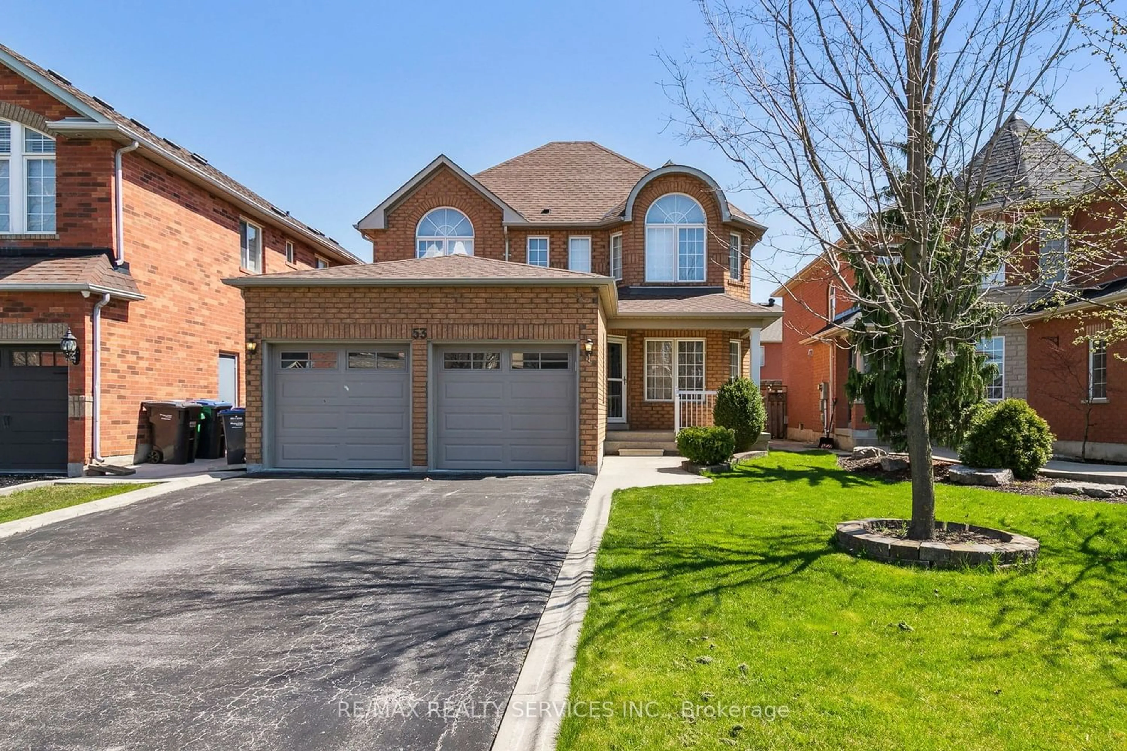 Home with brick exterior material for 53 Baccarat Cres, Brampton Ontario L7A 1K8