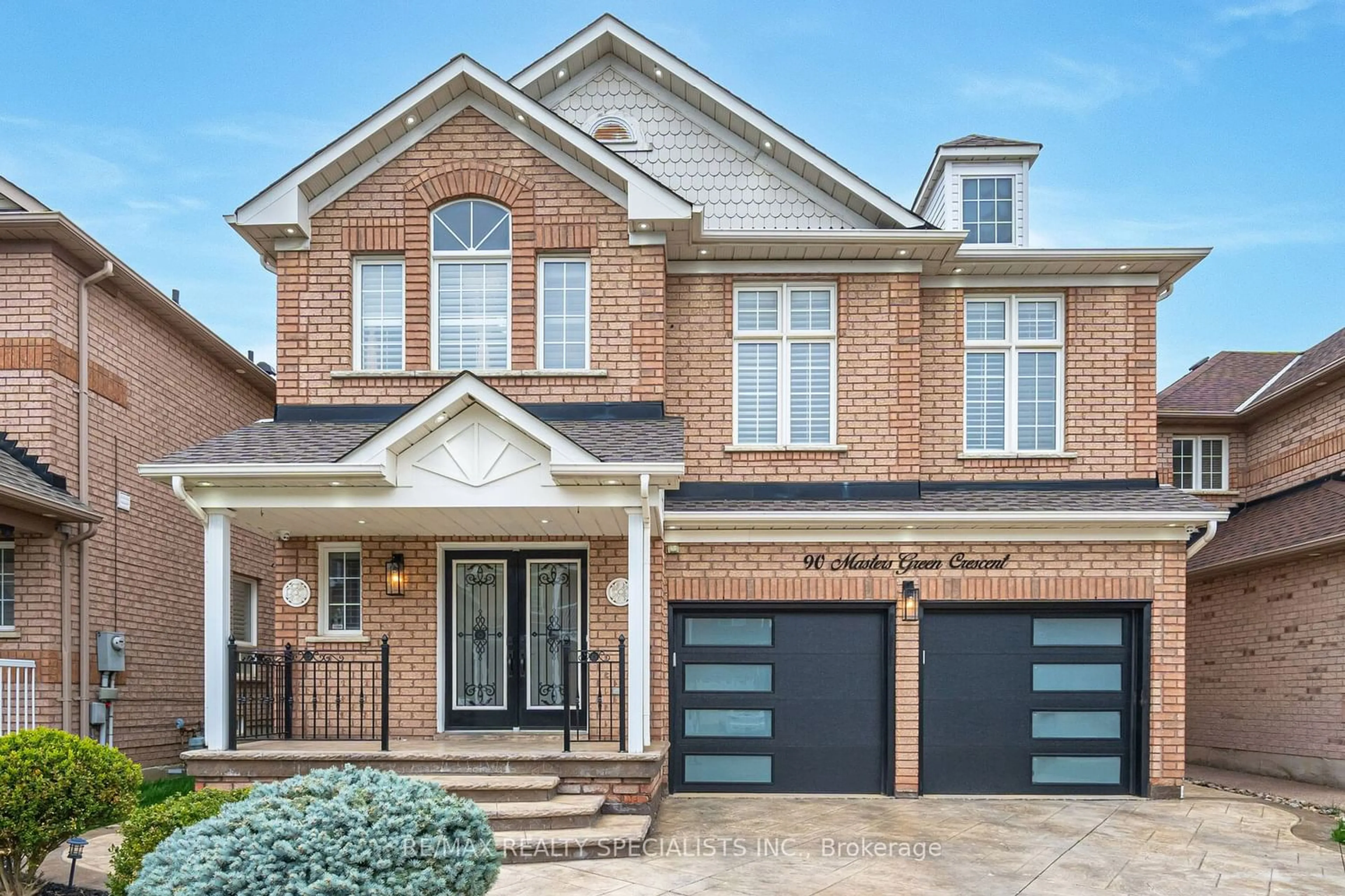 Home with brick exterior material for 90 Masters Green Cres, Brampton Ontario L7A 3K5