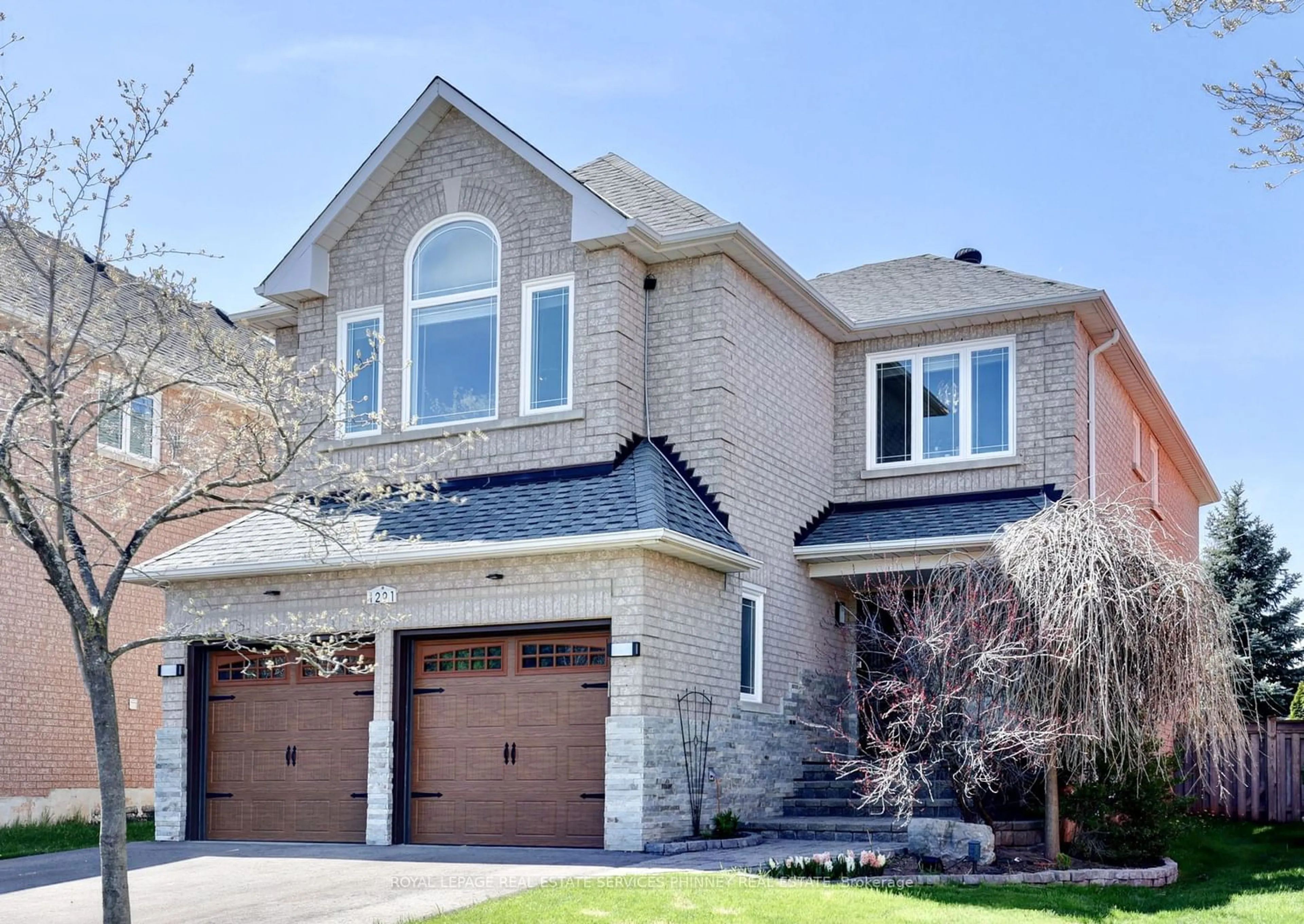 Home with brick exterior material for 1291 Briarcliff Crt, Oakville Ontario L6M 3S6