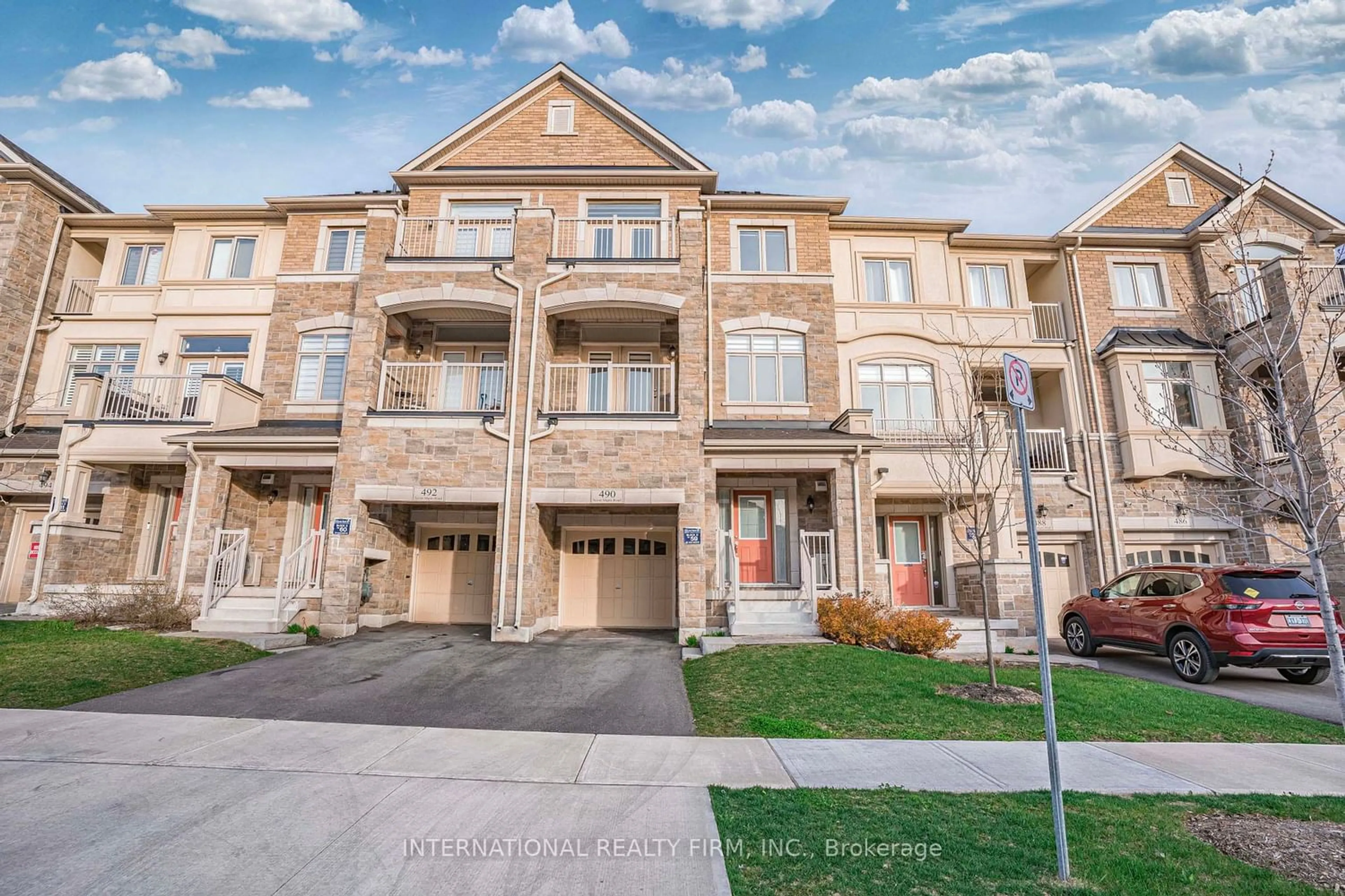 A pic from exterior of the house or condo for 490 Silver Maple Rd, Oakville Ontario L6H 3P6