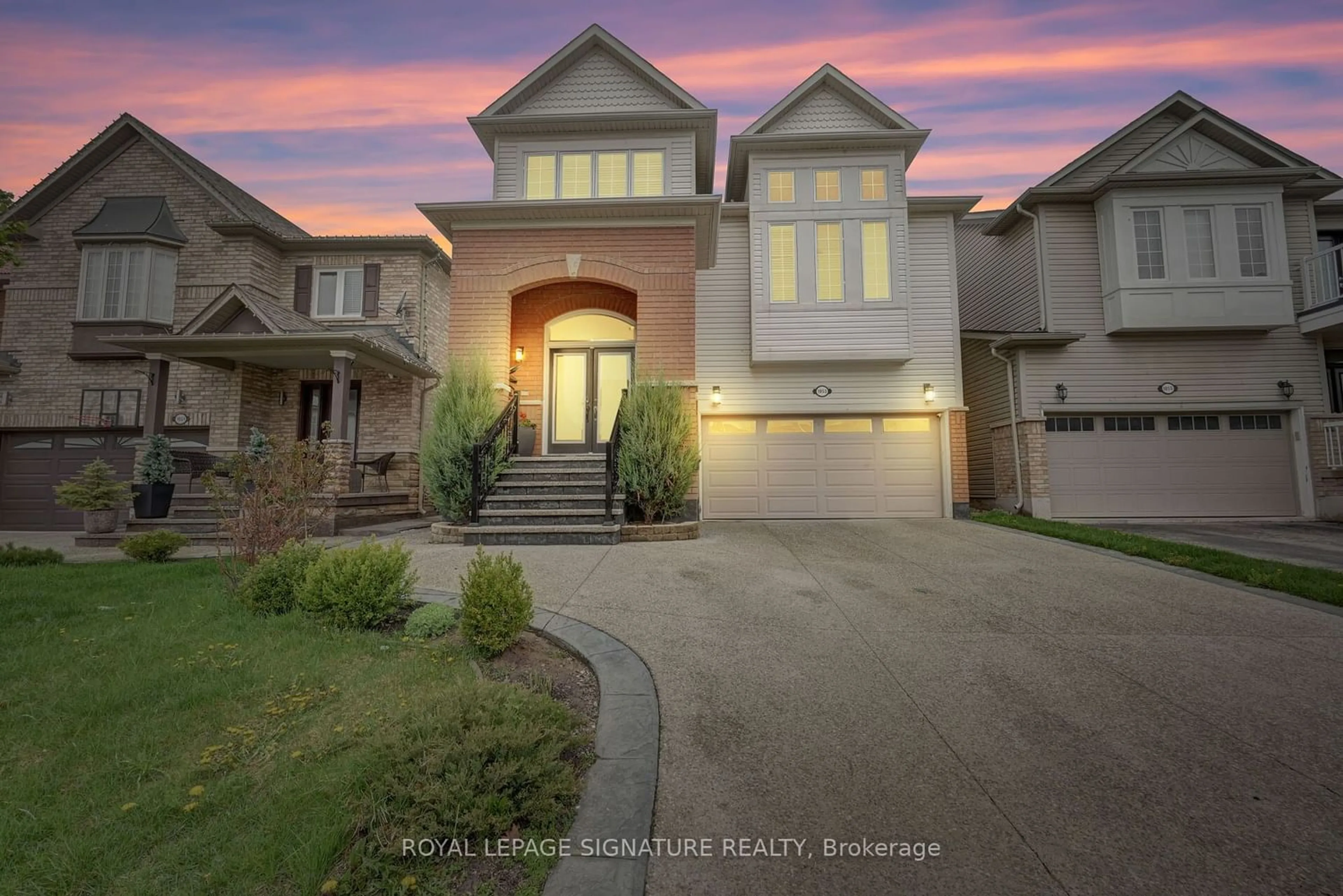 Frontside or backside of a home for 1053 Eager Rd, Milton Ontario L9T 6T1